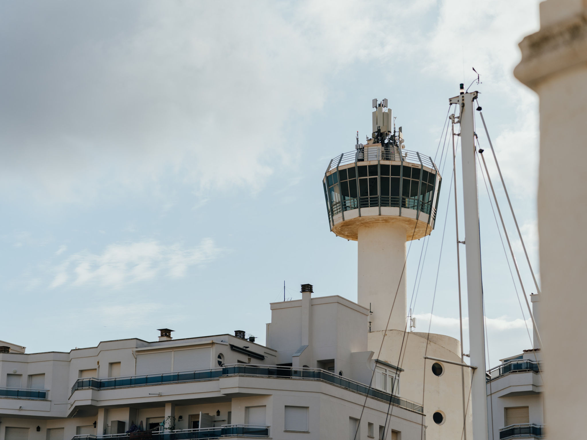 Photo of WELCS ESTUDIO 195 EMP con vistas al canal