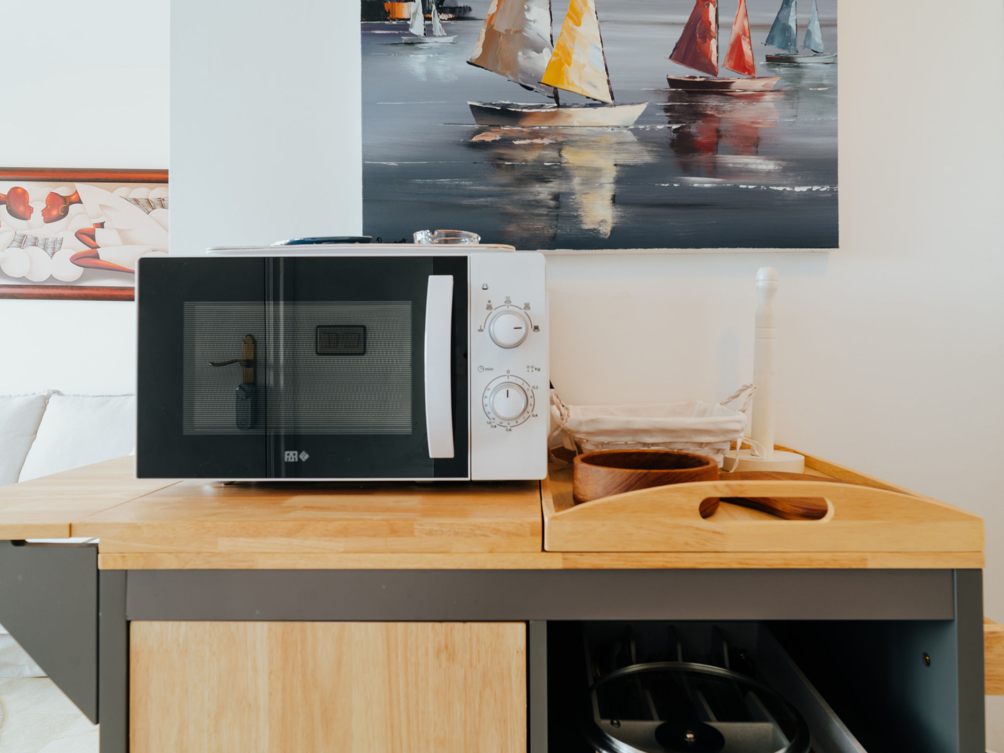 Photo of WELCS ESTUDIO 195 EMP con vistas al canal