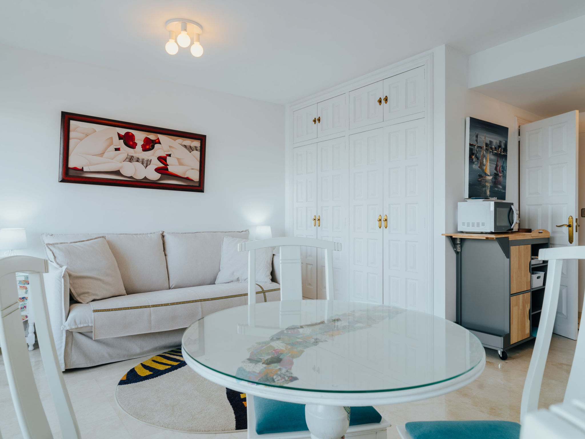 Photo of WELCS ESTUDIO 195 EMP con vistas al canal