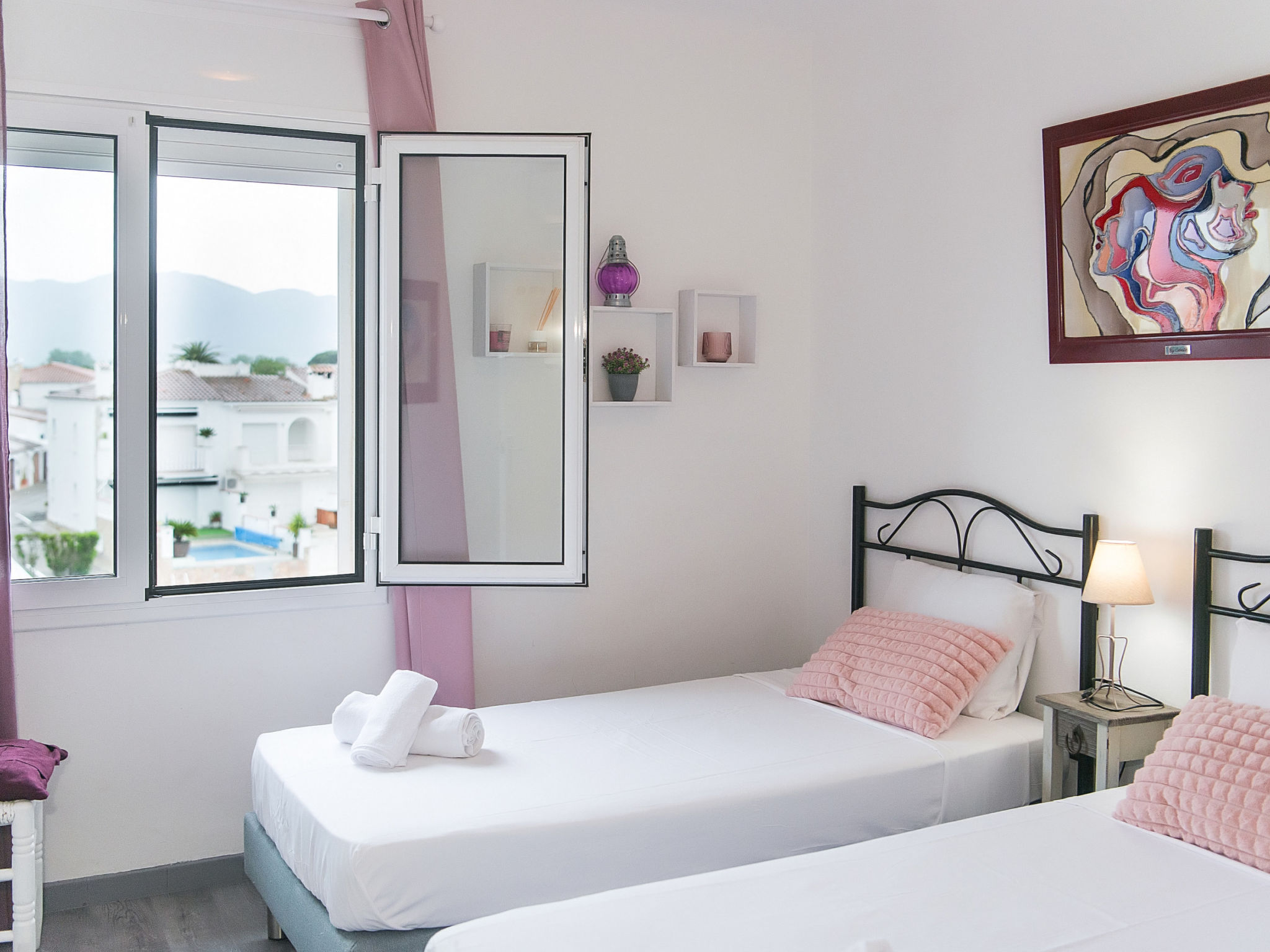 Photo of WELCS APARTAMENTO 244 EMP con terraza con vista