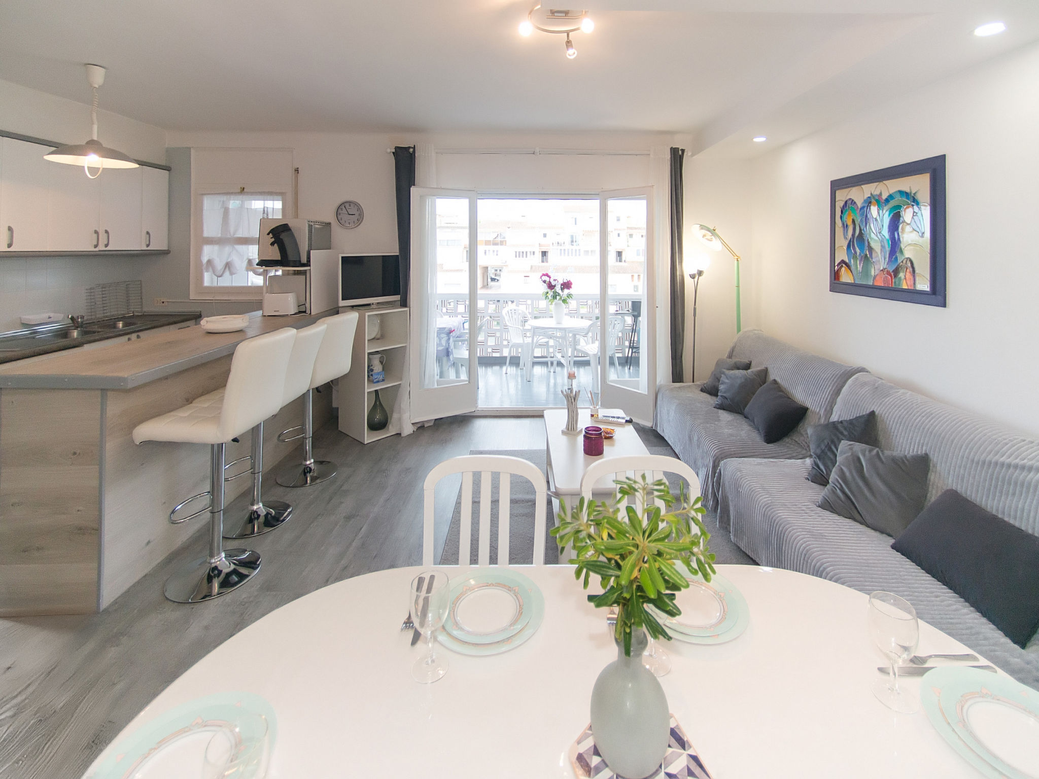 Photo of WELCS APARTAMENTO 244 EMP con terraza con vista