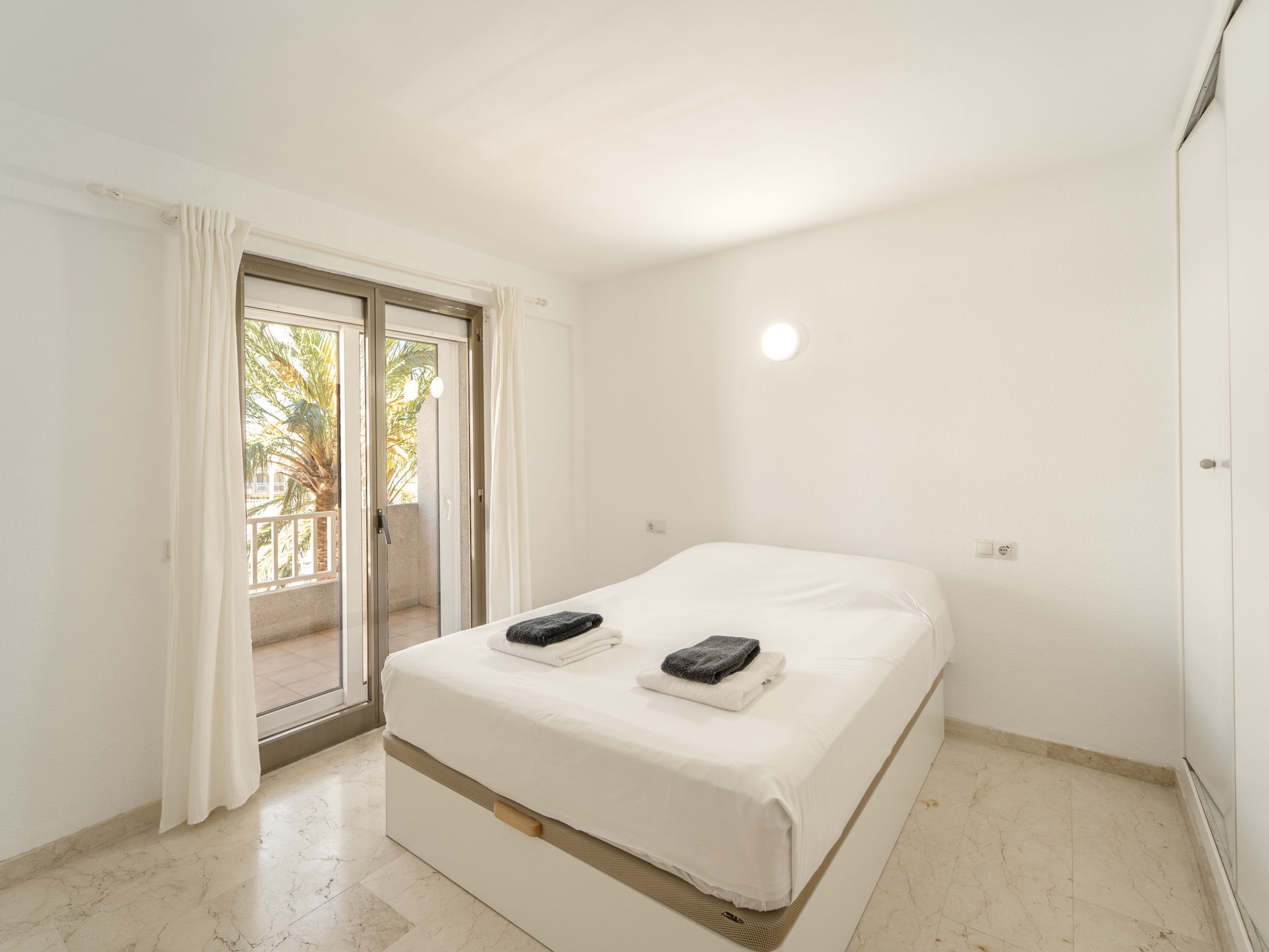 Photo of WELCS APARTAMENTO 145 EMP con vistas al canal