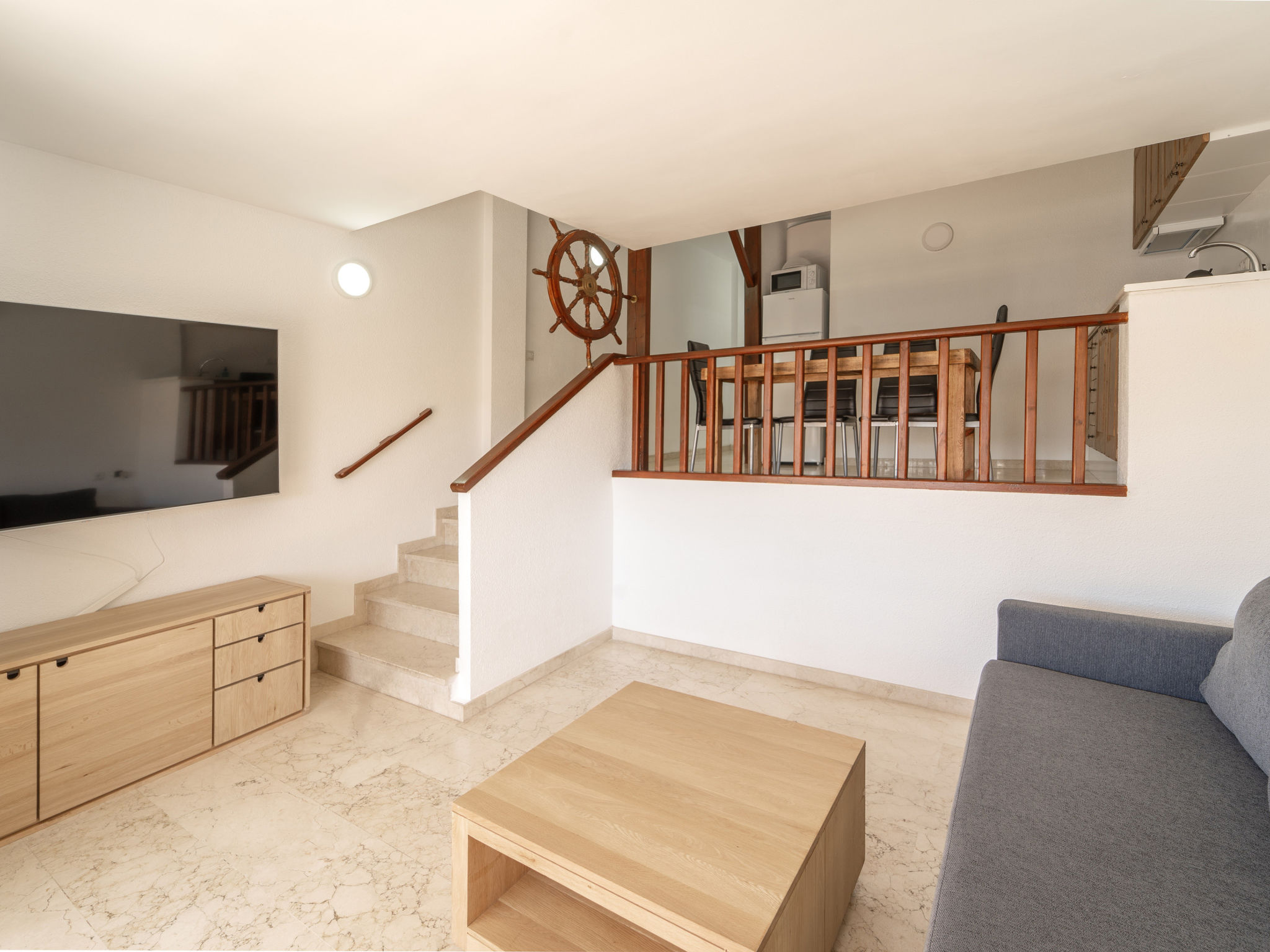 Photo of WELCS APARTAMENTO 145 EMP con vistas al canal