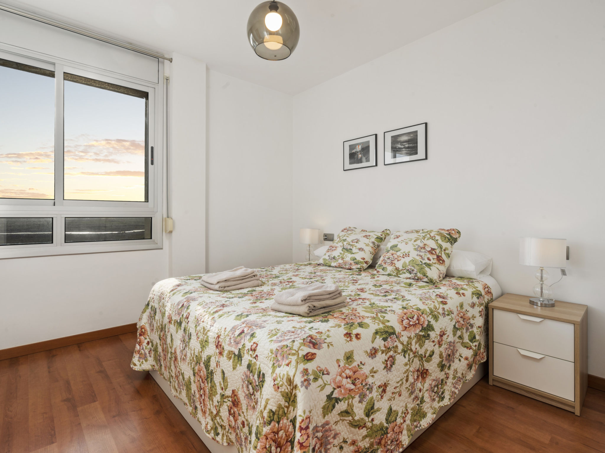 Photo of WELCS APARTAMENTO 051 EMP con vistas al mar