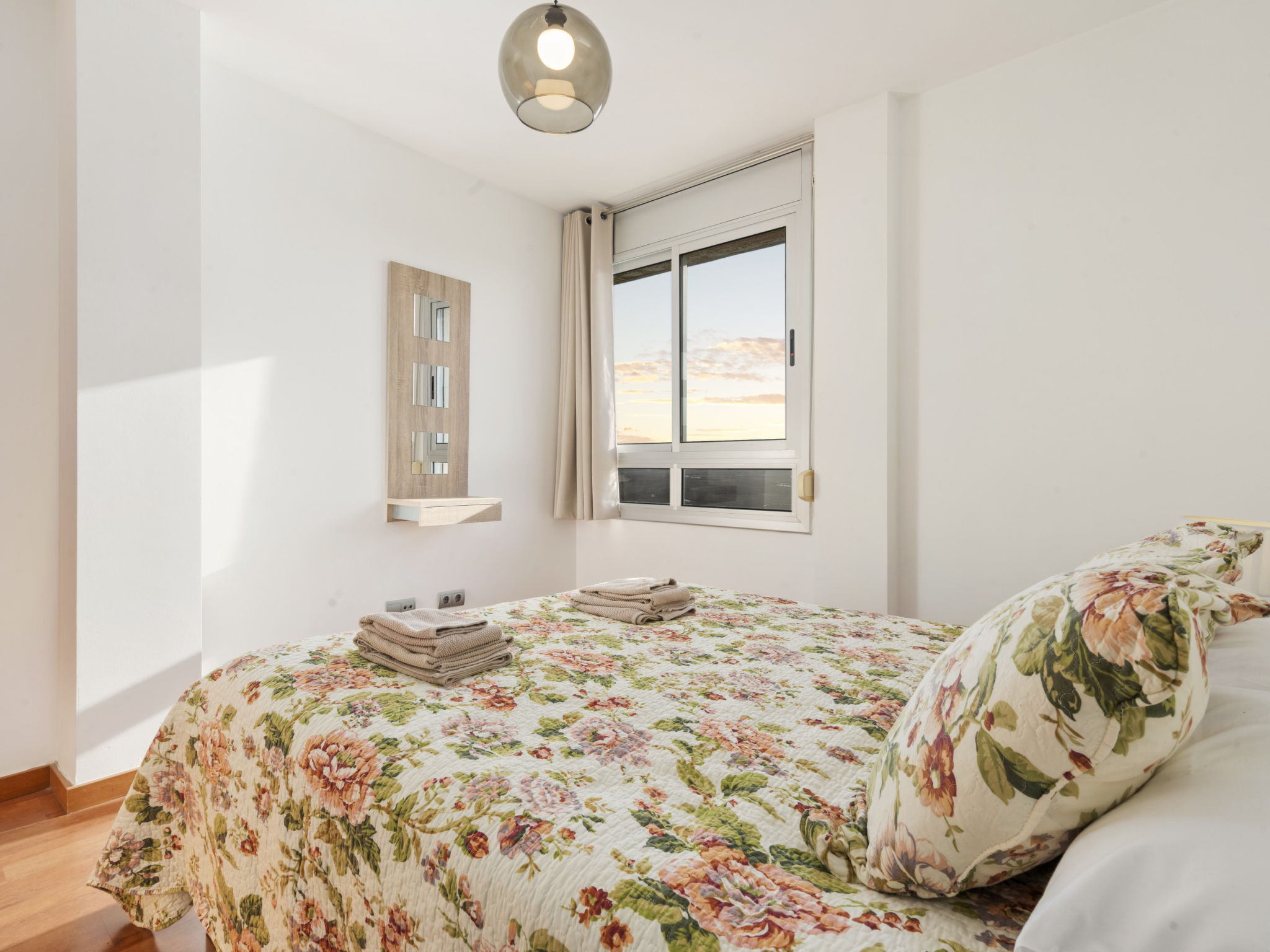 Photo of WELCS APARTAMENTO 051 EMP con vistas al mar