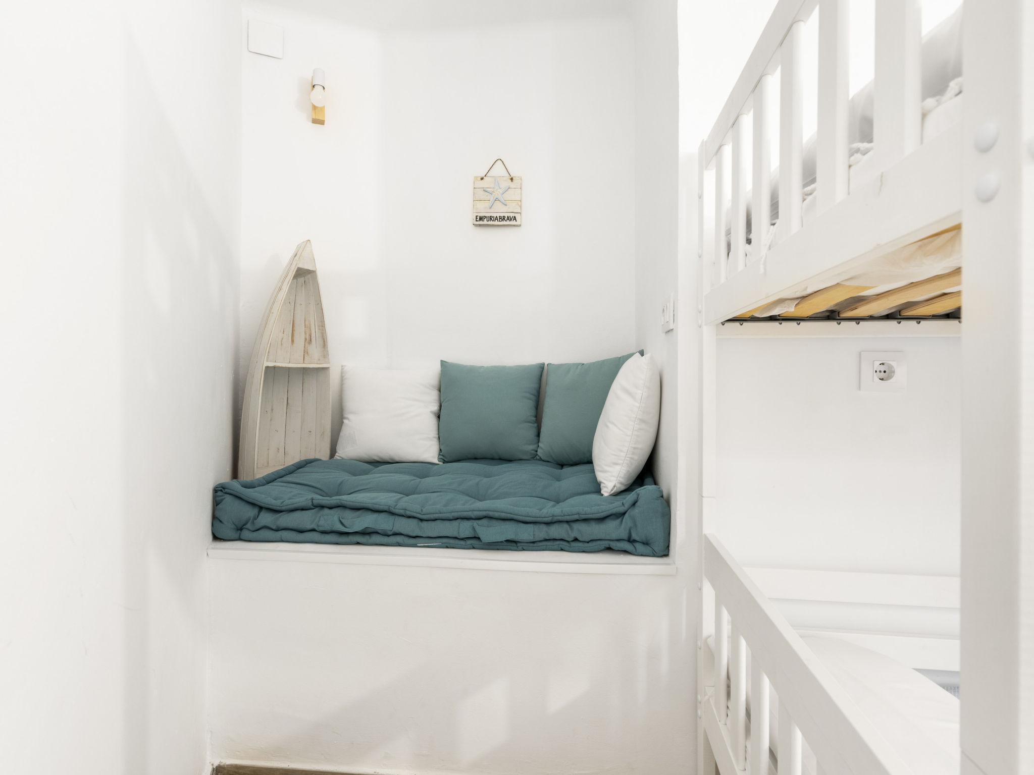 Photo of WELCS APARTAMENTO 101 EMP con vistas al Mar