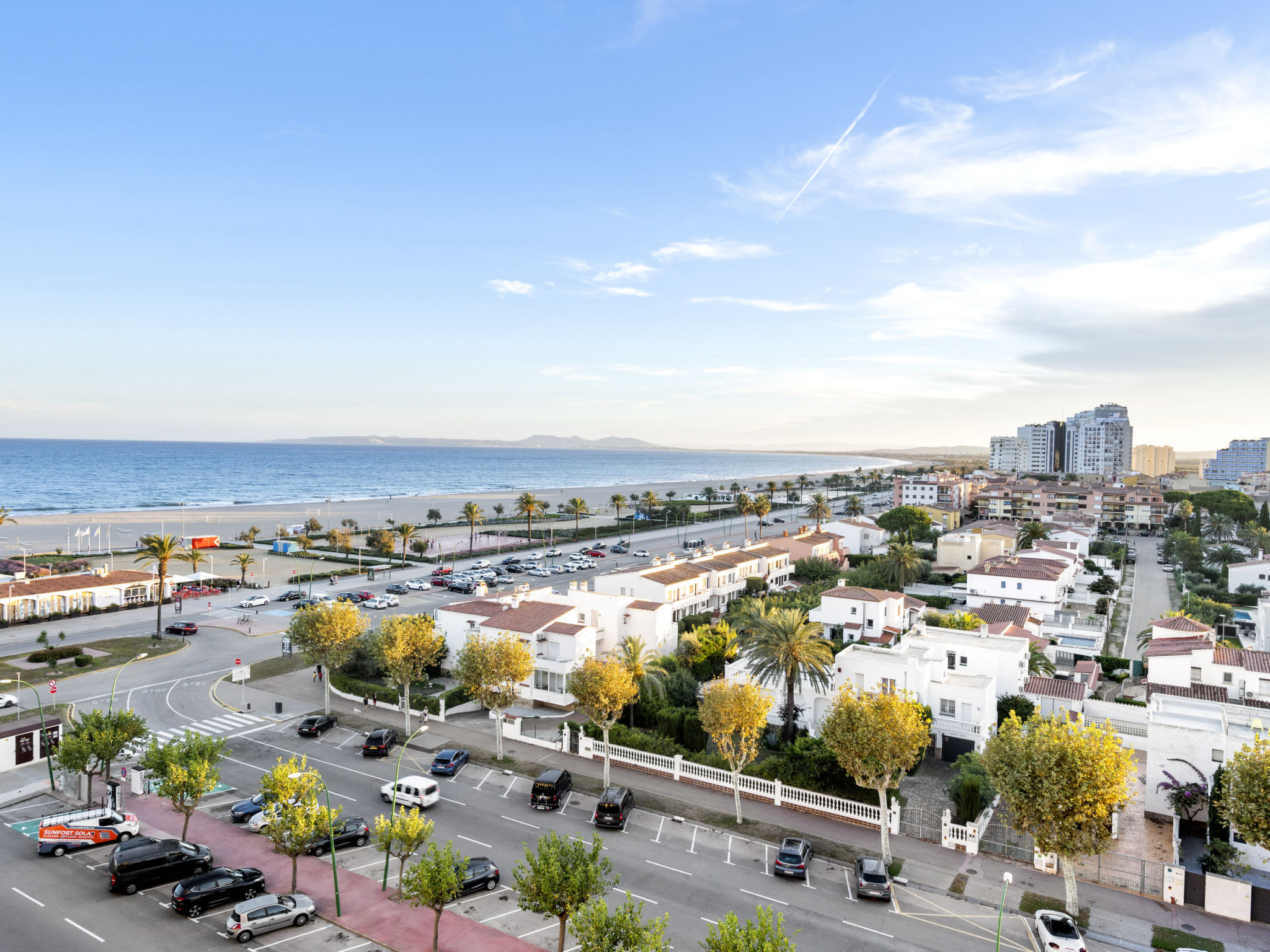 Photo of WELCS APARTAMENTO 101 EMP con vistas al Mar