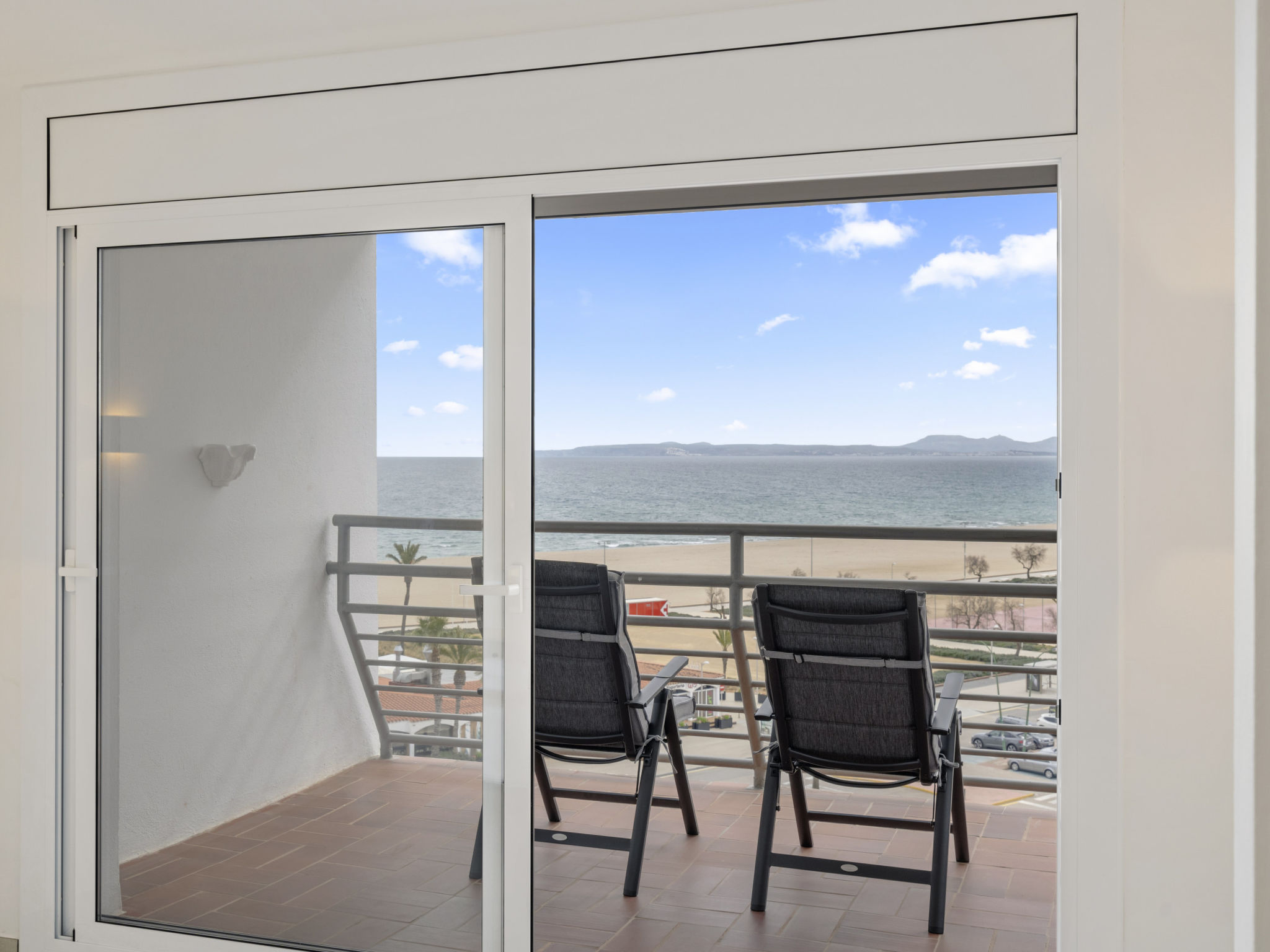 Photo of WELCS ATICO 042 EMP frente al mar con terraza