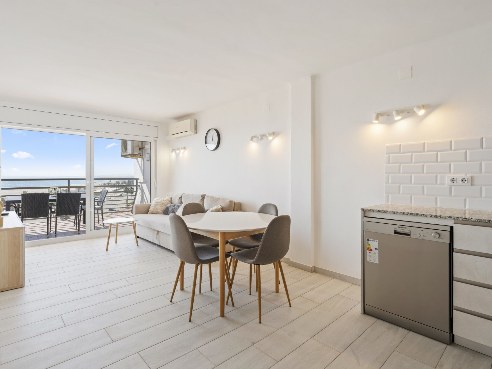 Photo of WELCS ATICO 042 EMP frente al mar con terraza