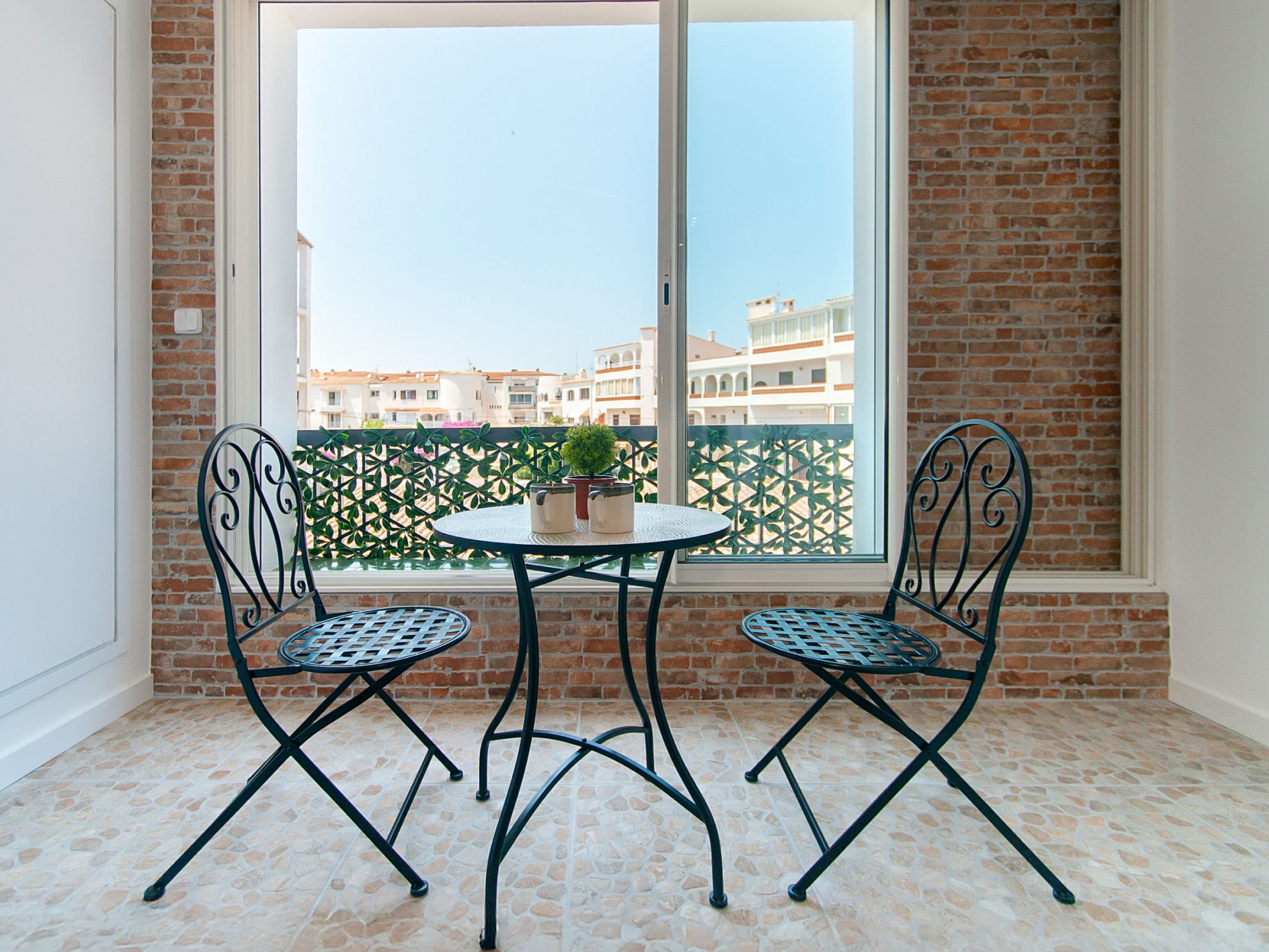 Photo of WELCS APARTAMENTO 261 EMP cerca de la playa