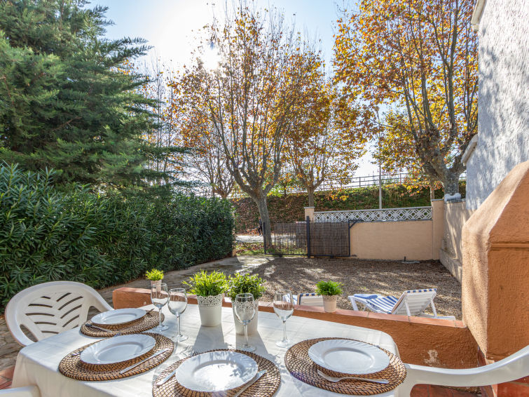 Ushi Accommodation in Empuriabrava