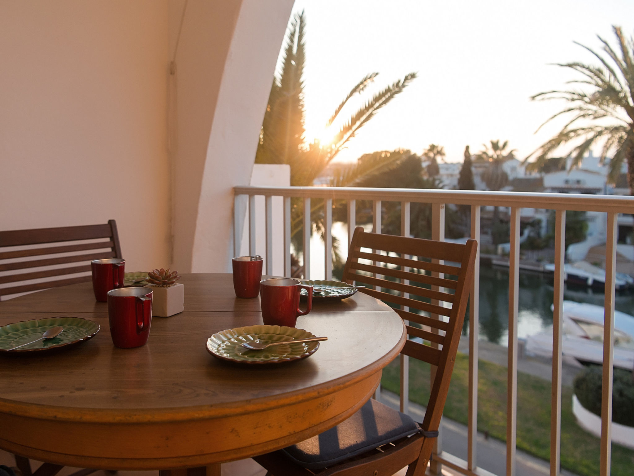 Photo of WELCS Estudio 229 EMP con vista al canal