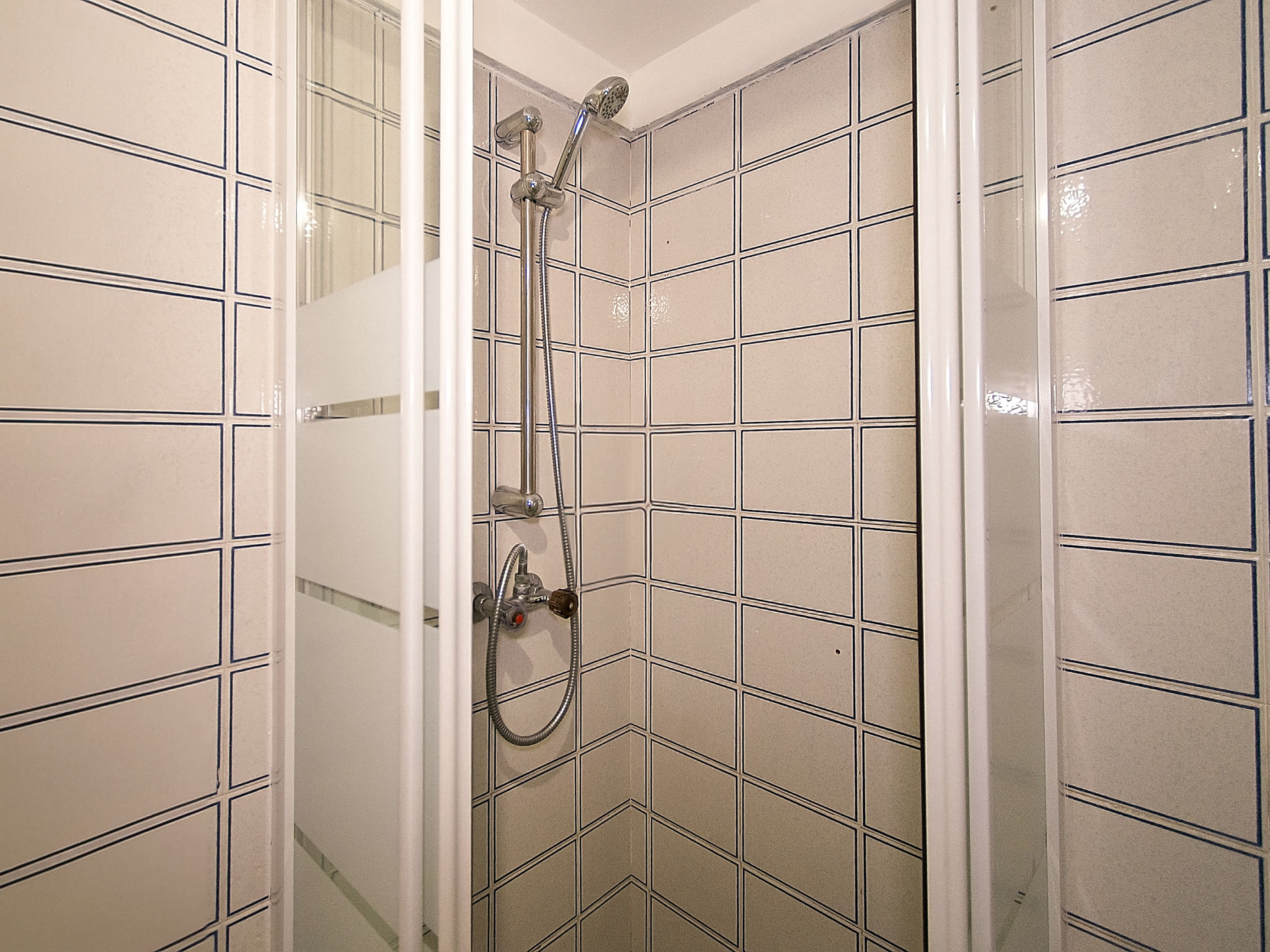 Photo of WELCS Estudio 229 EMP con vista al canal