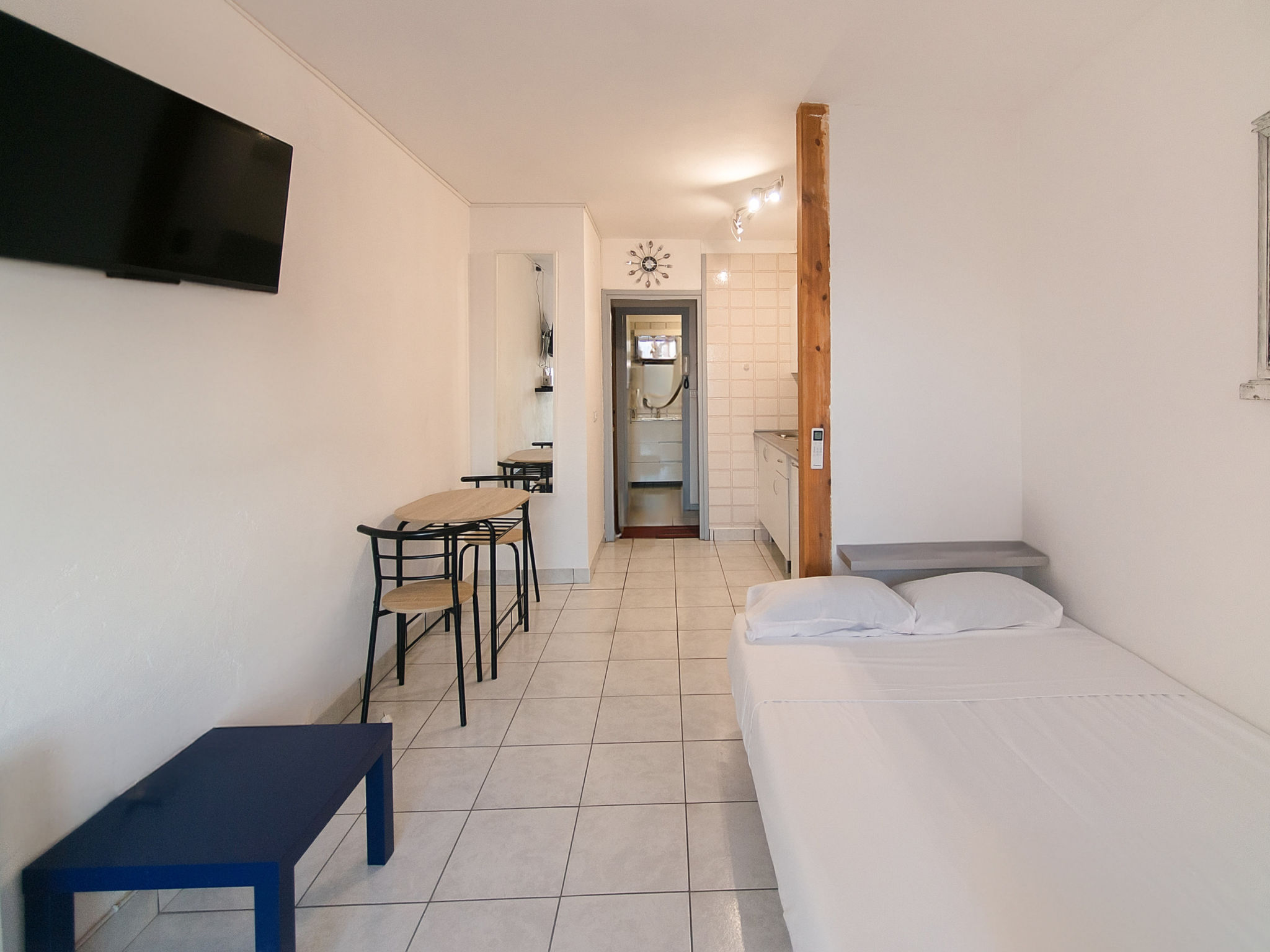 Photo of WELCS Estudio 229 EMP con vista al canal