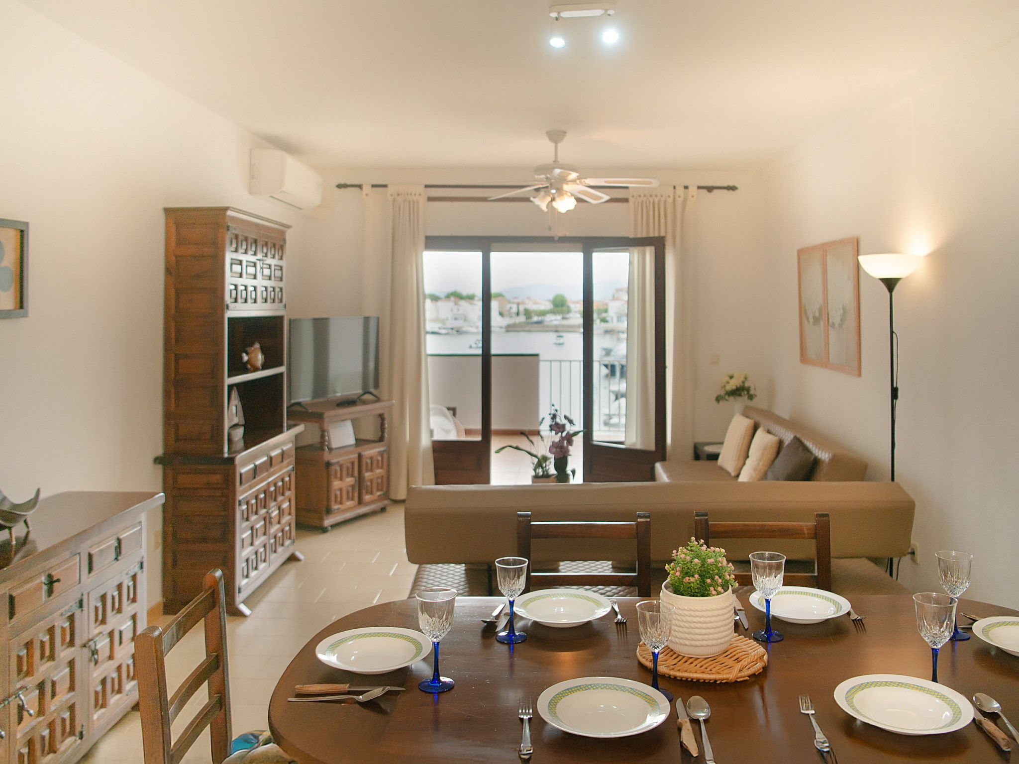 Photo of WELCS APARTAMENTO 243 EMP con terraza con vista