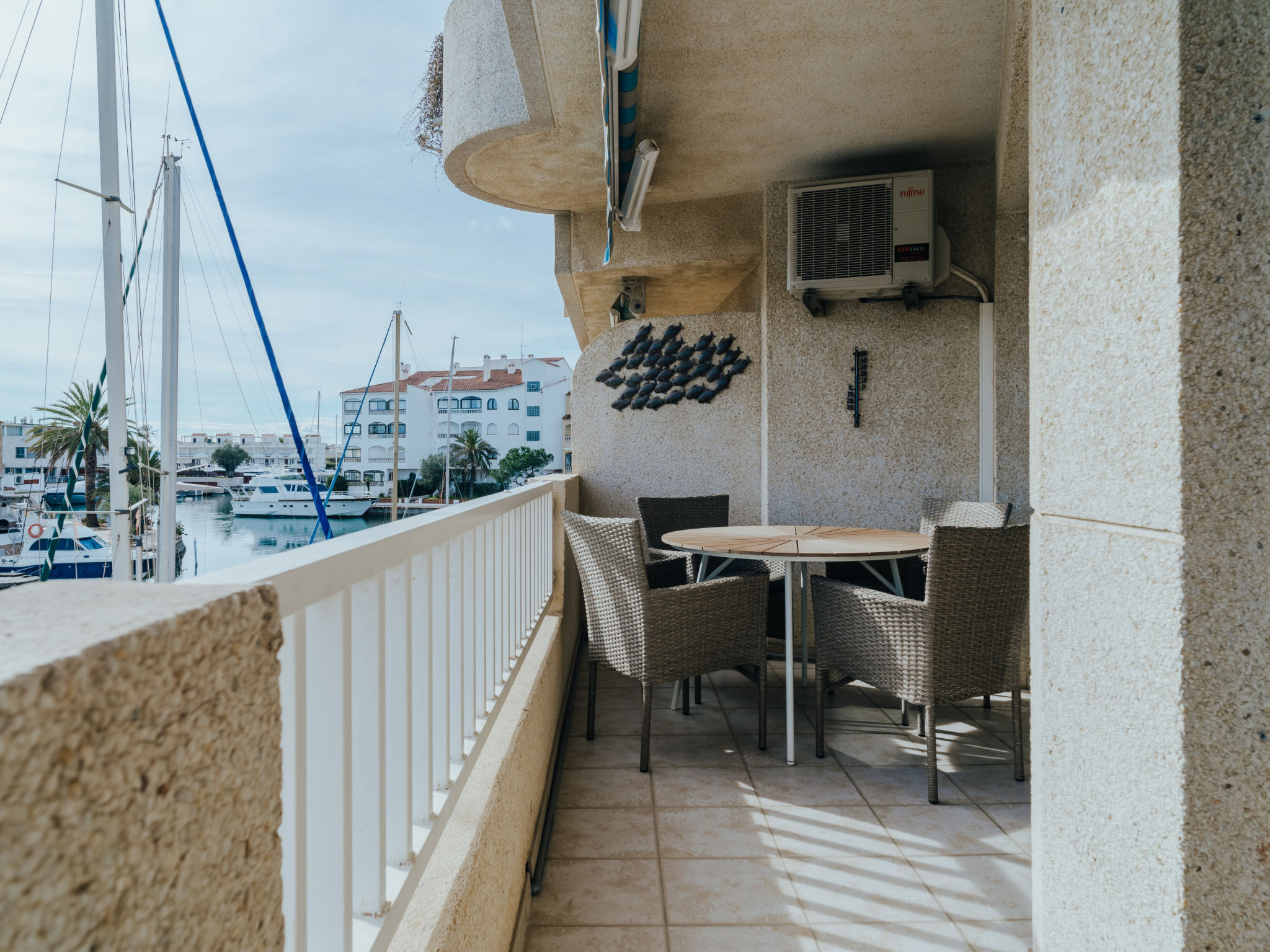 Photo of WELCS APARTAMENTO 208 EMP cerca de la playa