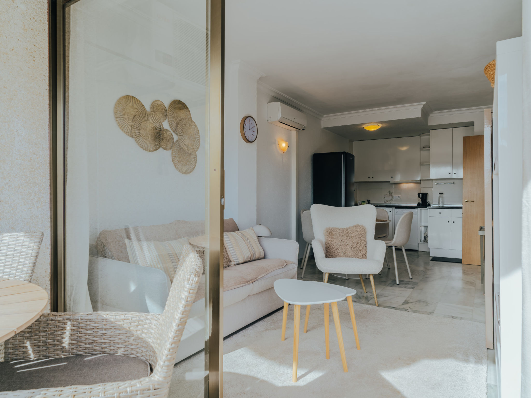 Photo of WELCS APARTAMENTO 208 EMP cerca de la playa