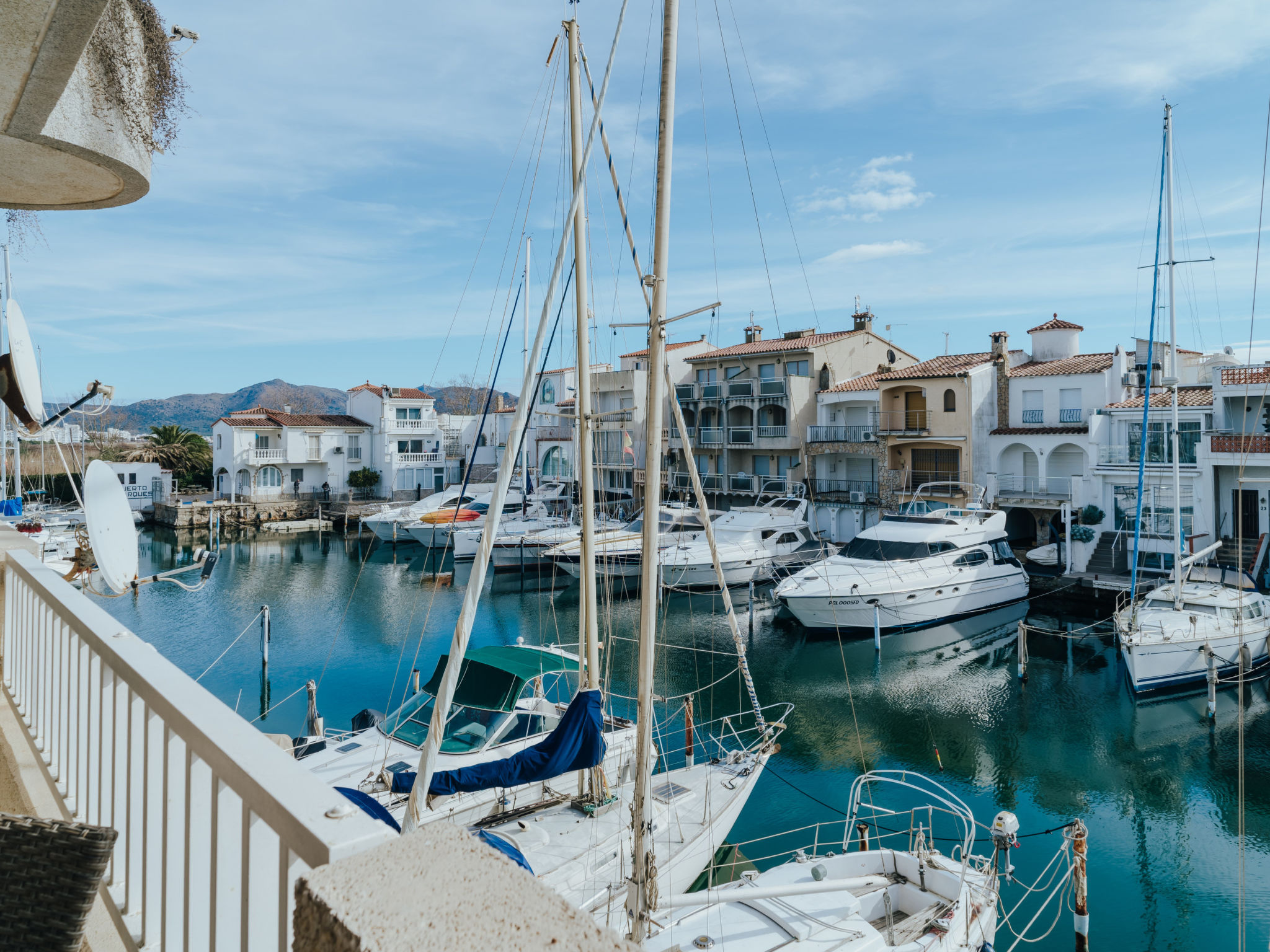 Photo of WELCS APARTAMENTO 208 EMP cerca de la playa