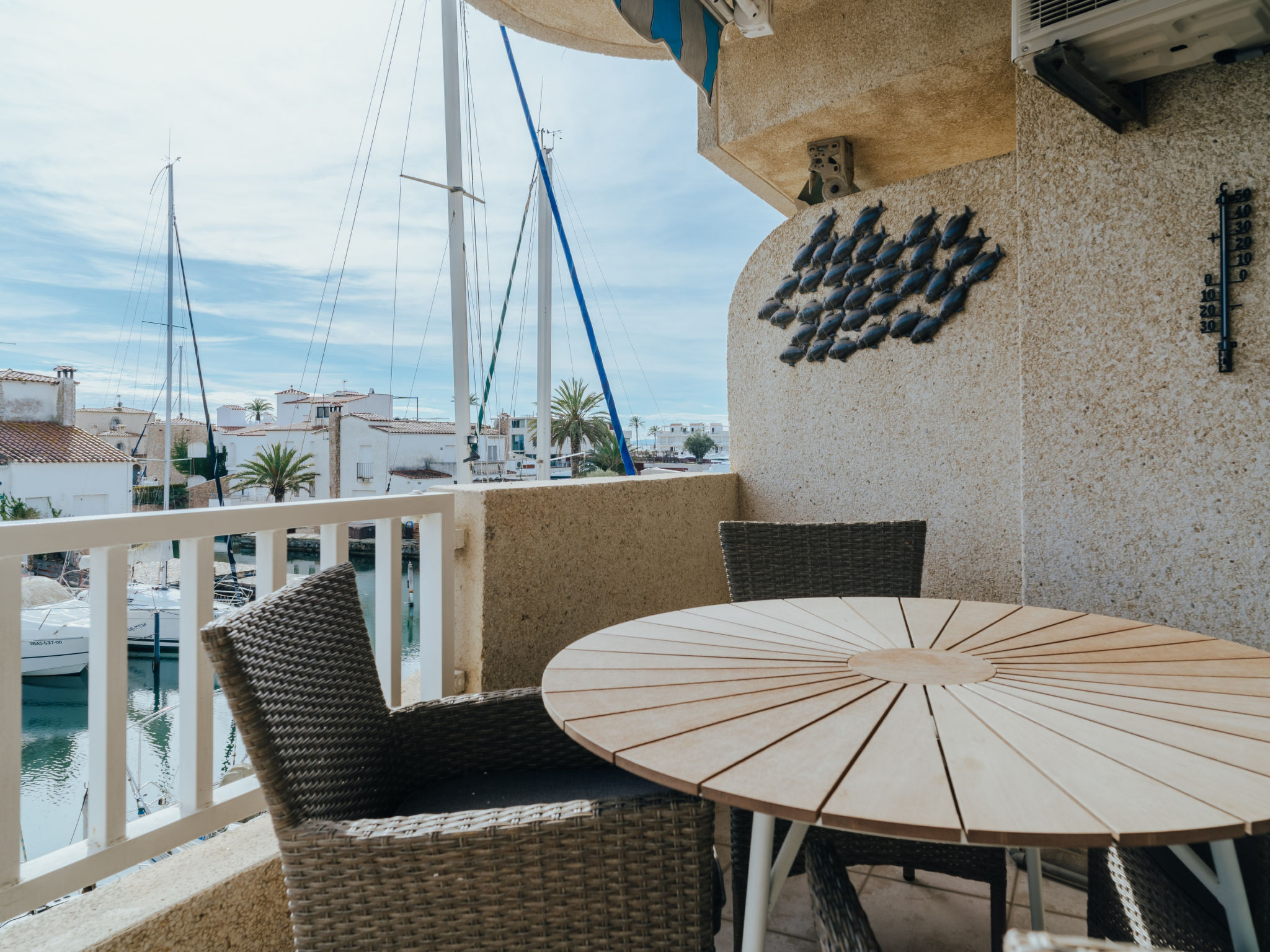 Photo of WELCS APARTAMENTO 208 EMP cerca de la playa