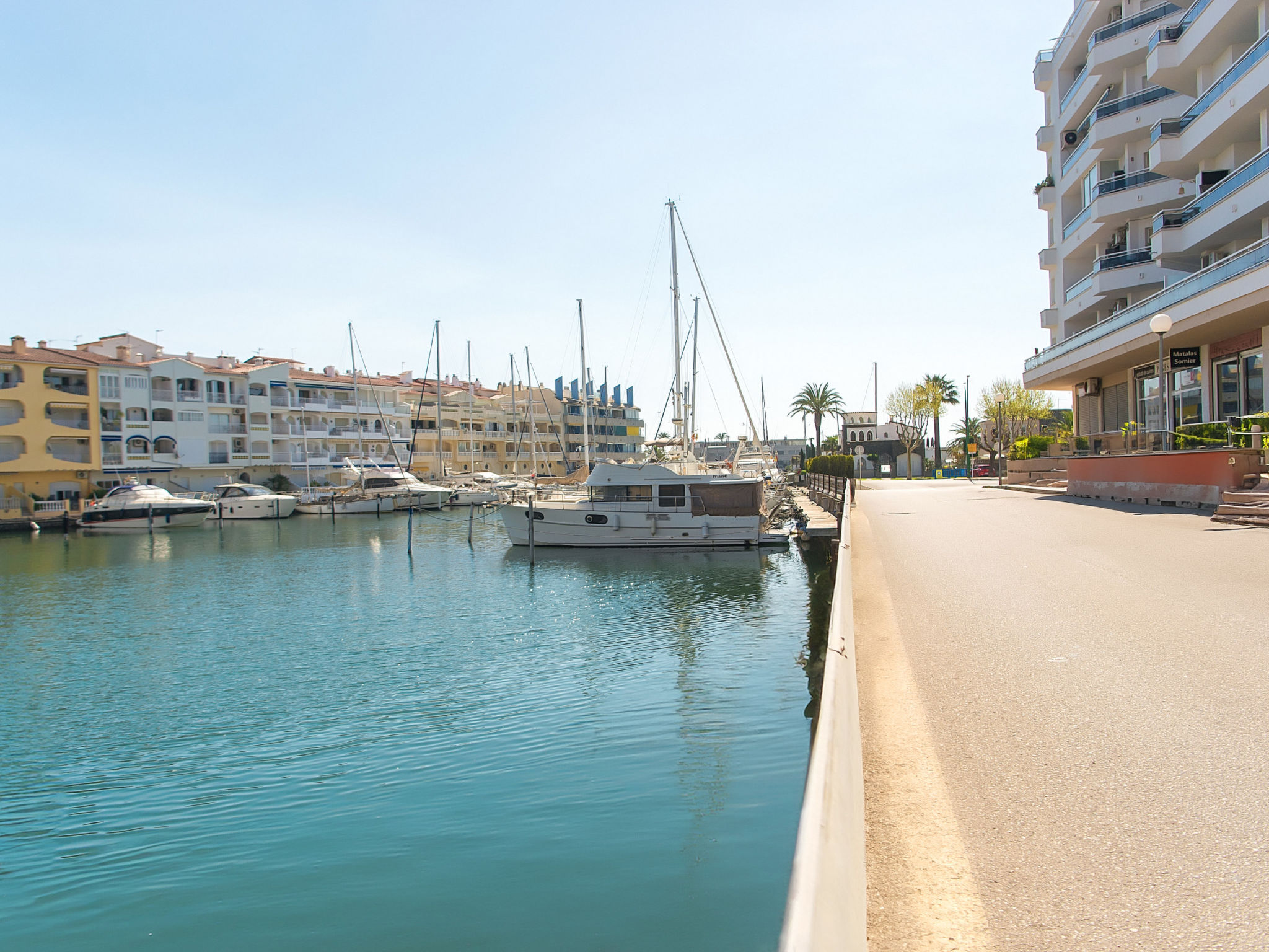 Photo of WELCS APARTAMENTO 059 EMP con vista al canal