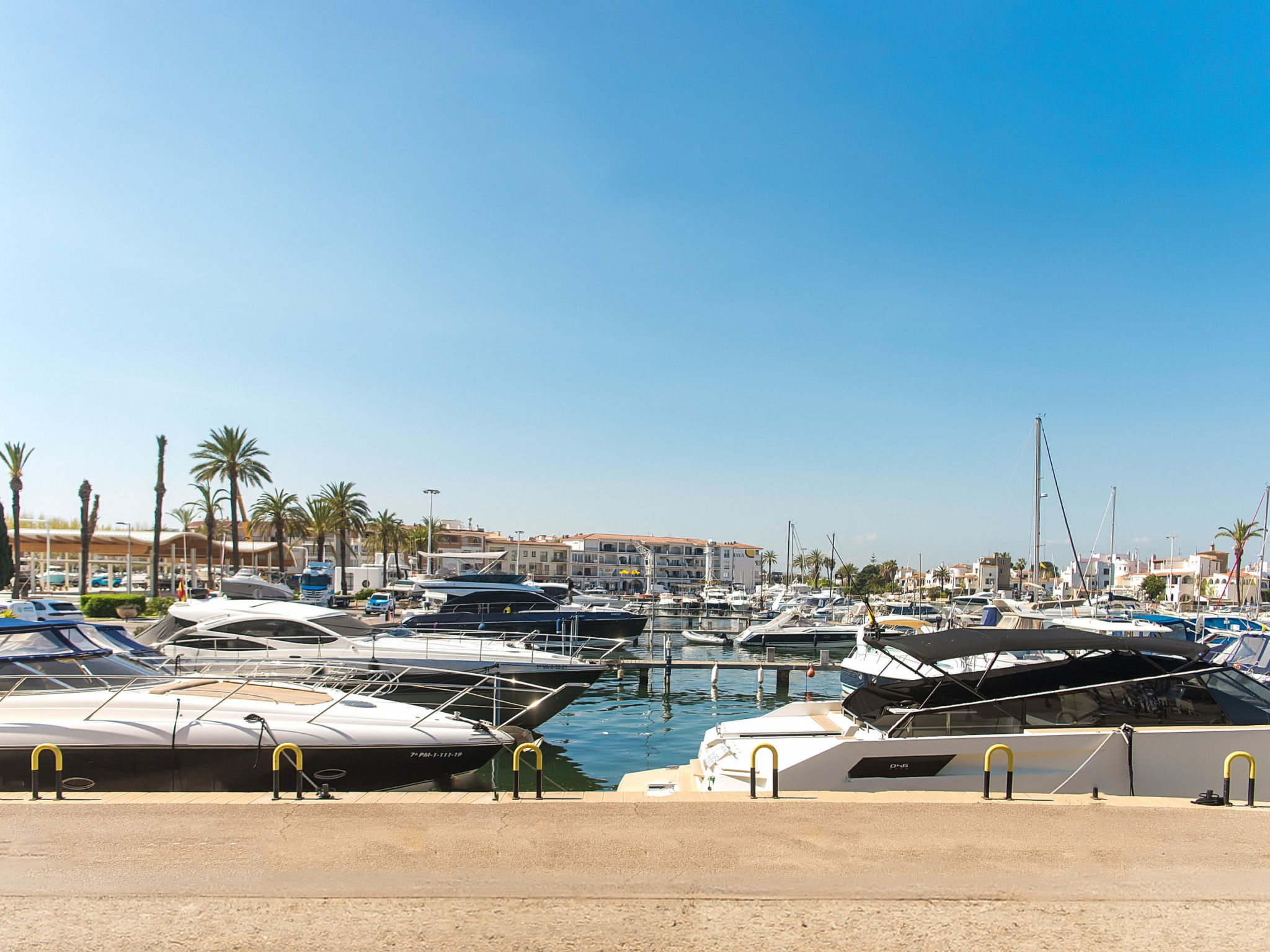 Photo of WELCS APARTAMENTO 059 EMP con vista al canal