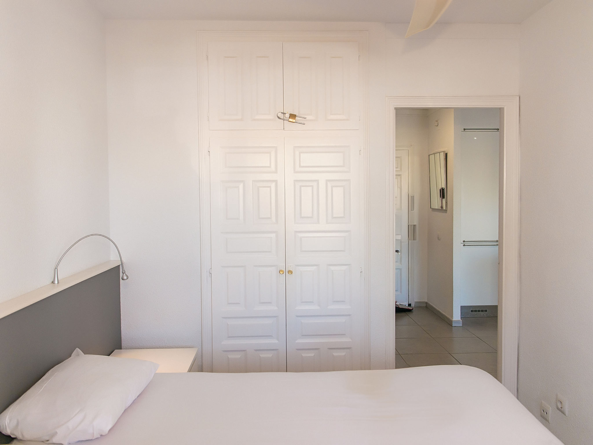 Photo of WELCS APARTAMENTO 059 EMP con vista al canal