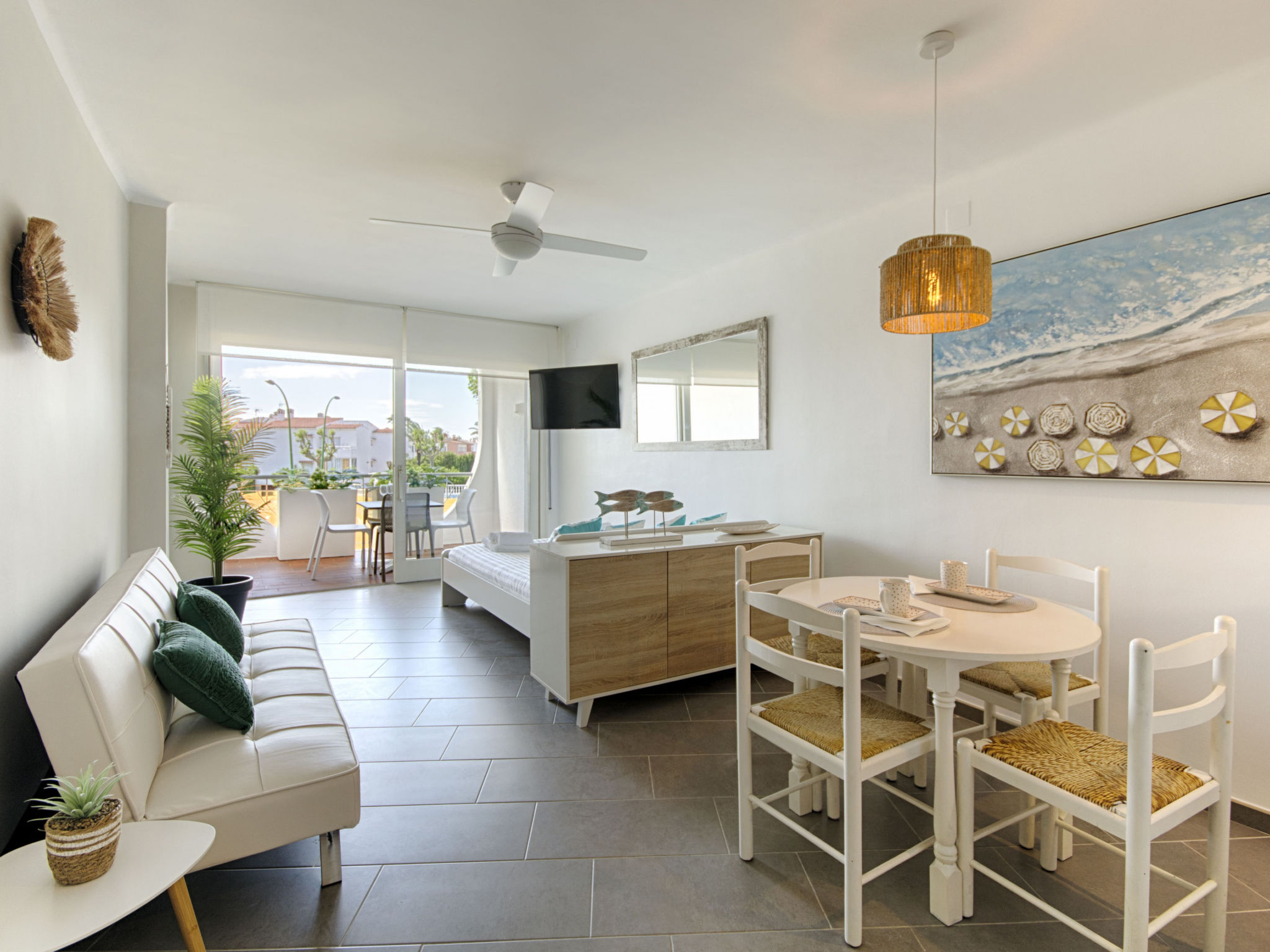 Photo of WELCS ESTUDIO PRECIOSO 049 EMP Frente al mar