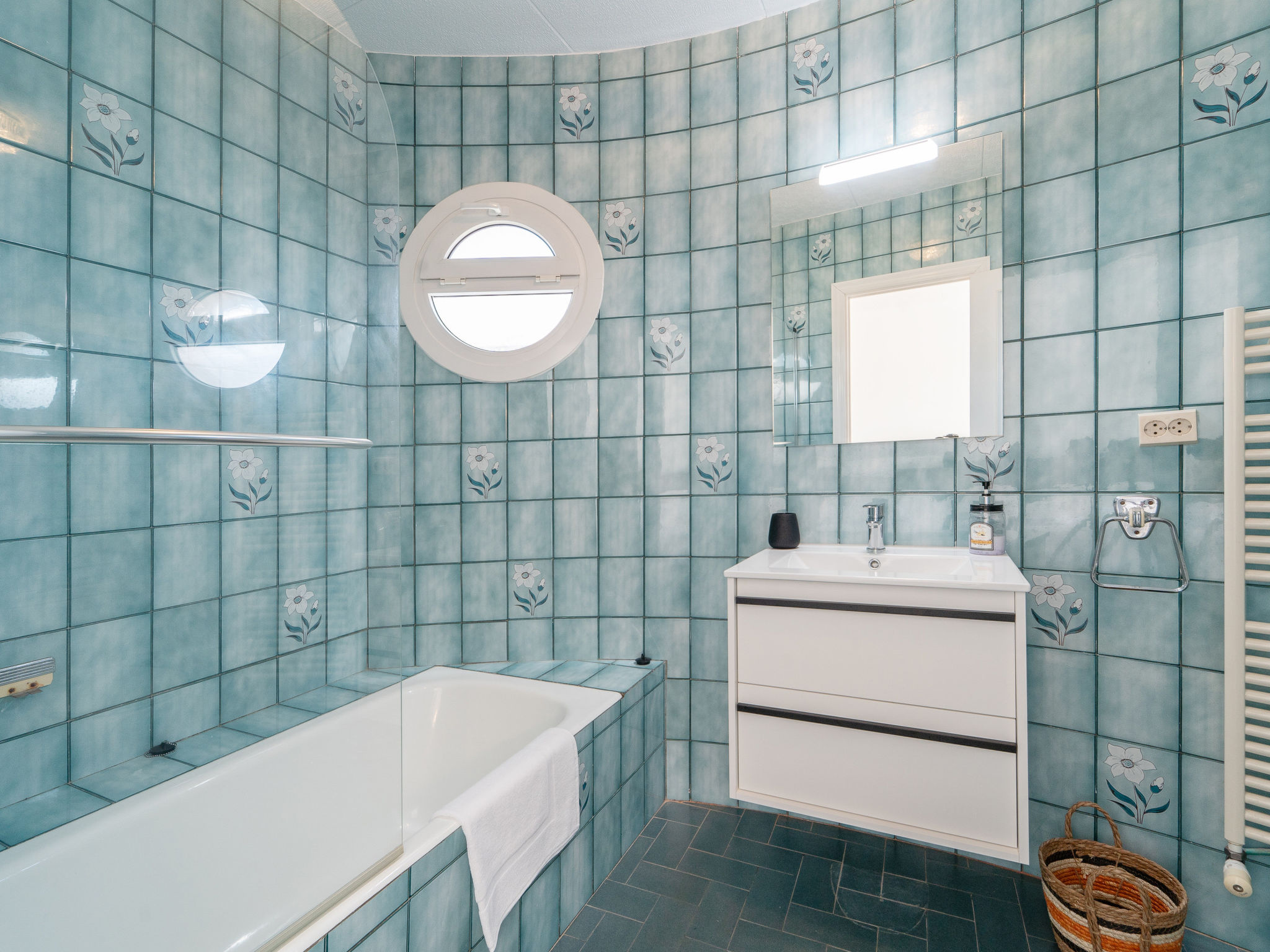 Photo of WELCS CASA 168 EMP con piscina privada