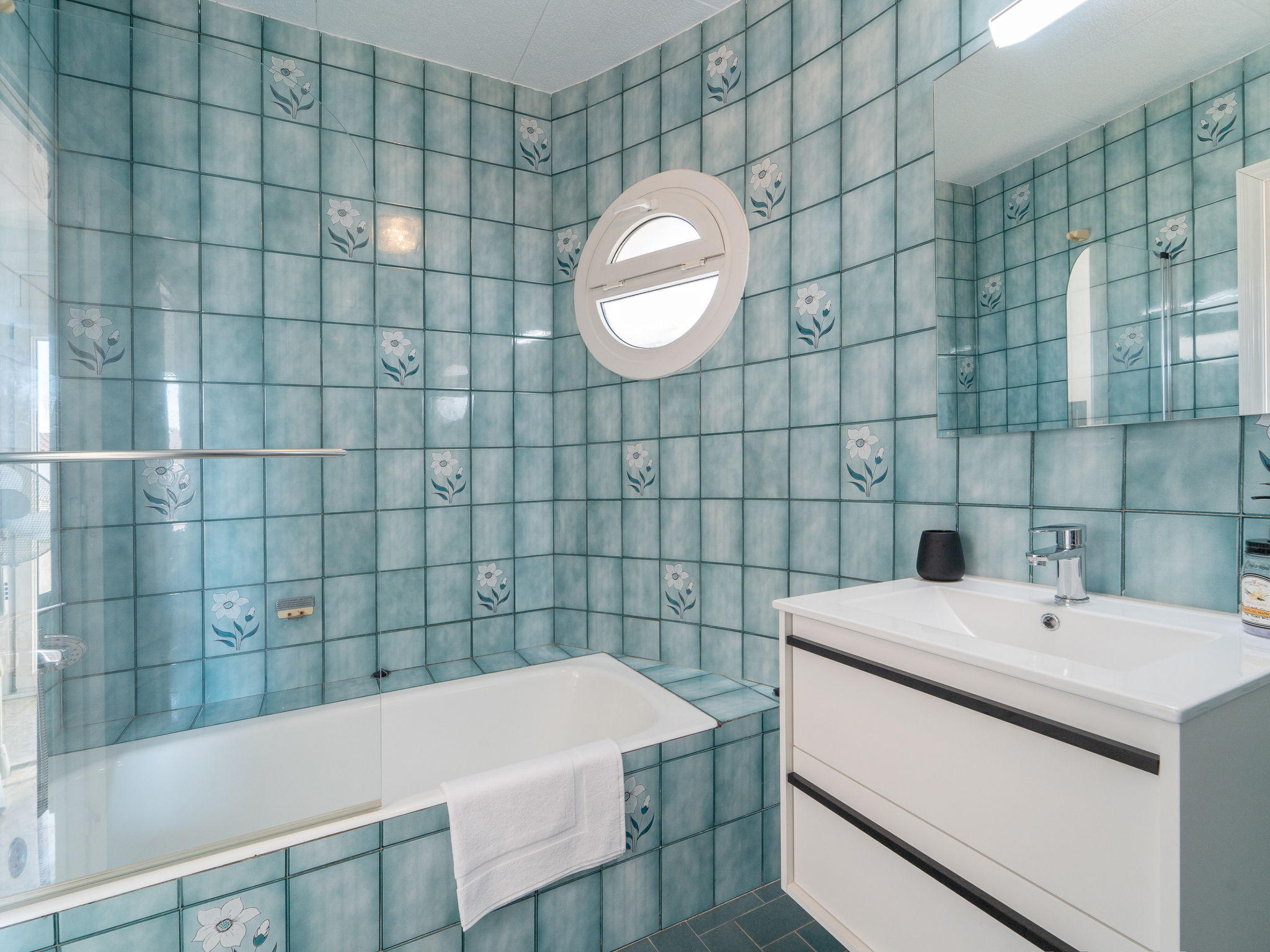 Photo of WELCS CASA 168 EMP con piscina privada