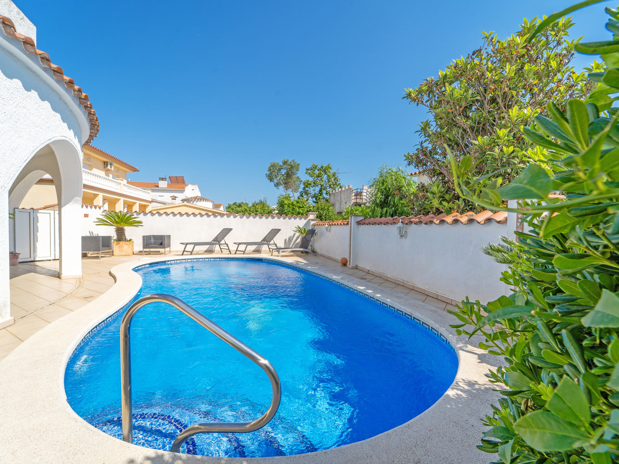 Photo of WELCS CASA 168 EMP con piscina privada