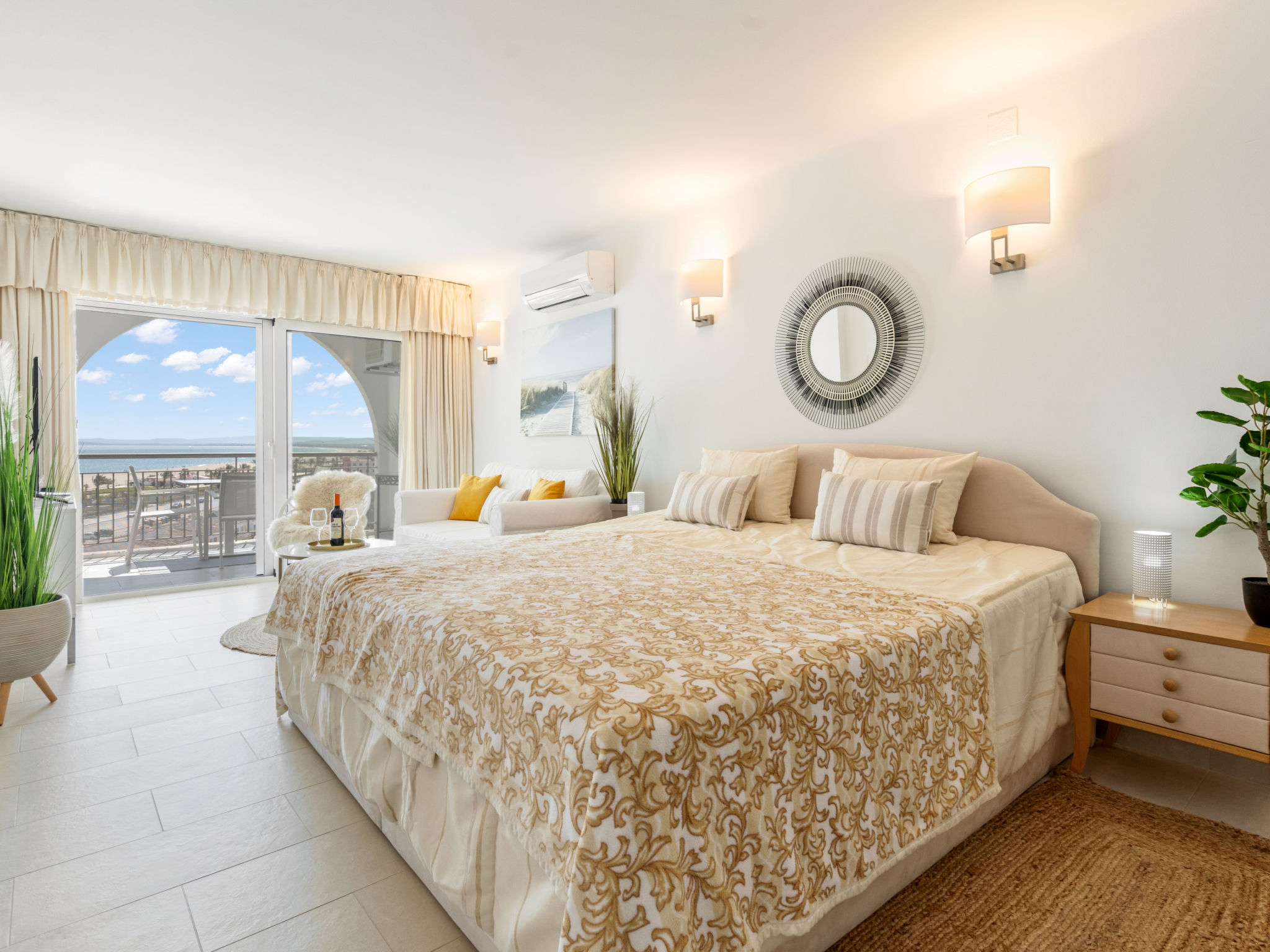 Photo of WELCS ESTUDIO 057 EMP Frente al Mar