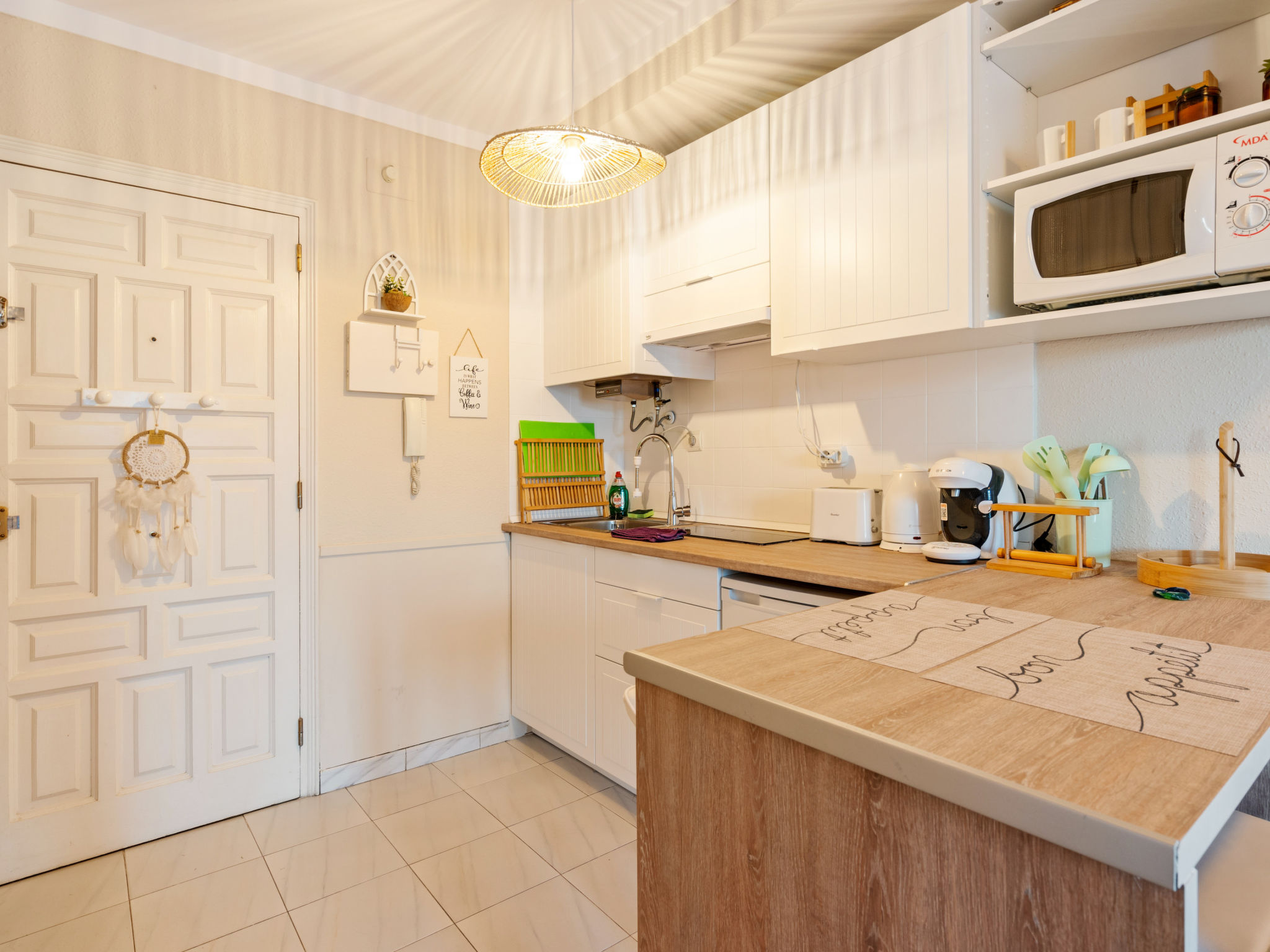 Photo of WELCS APARTAMENTO 055 EMP con terraza y vistas