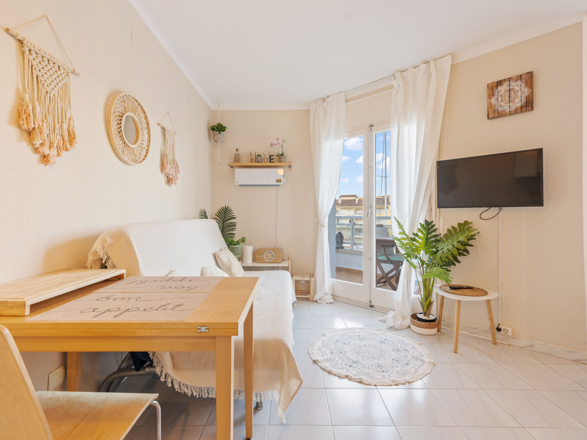 Photo of WELCS APARTAMENTO 055 EMP con terraza y vistas