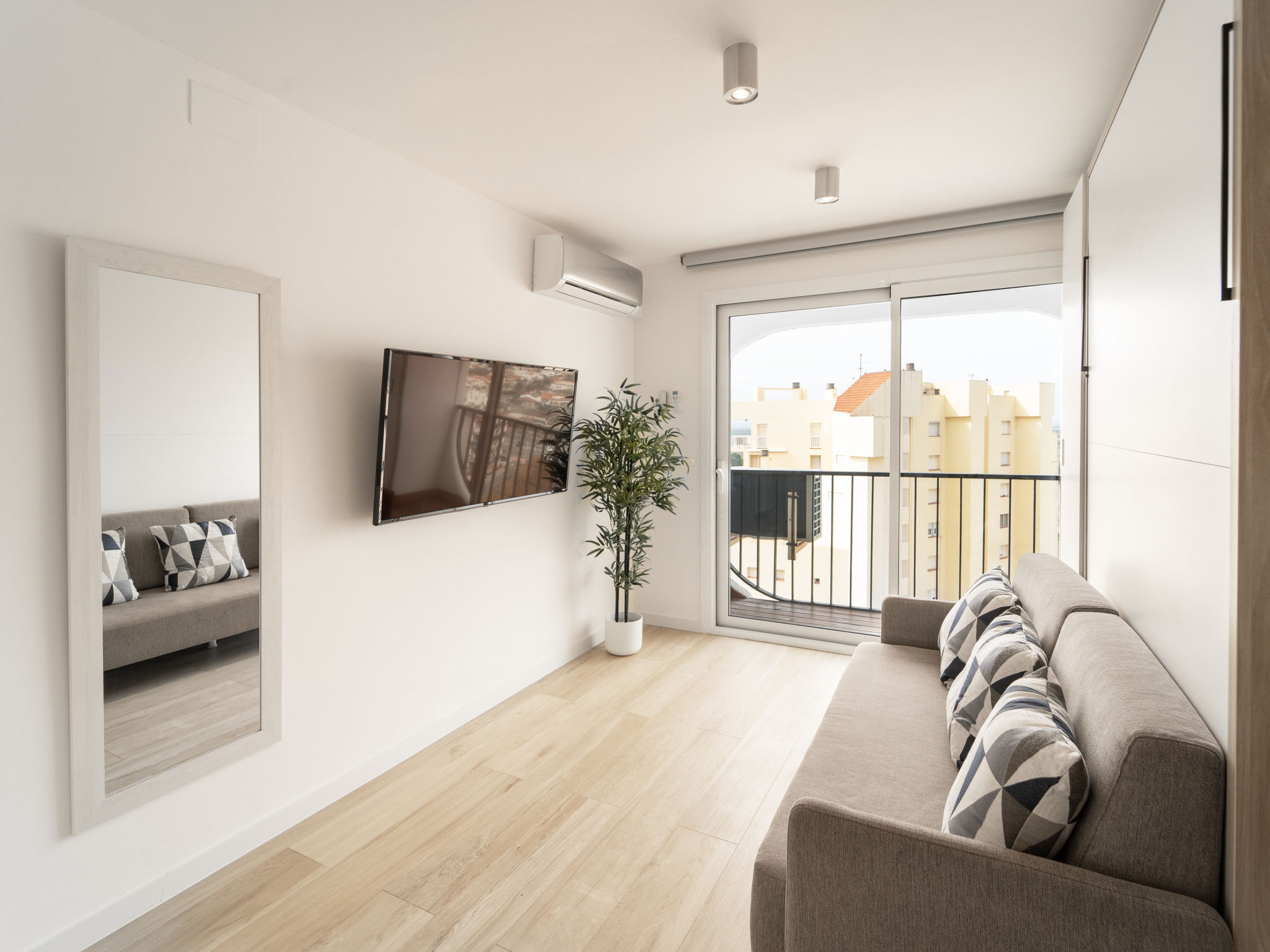 Photo of WELCS ESTUDIO 131 EMP cerca del mar