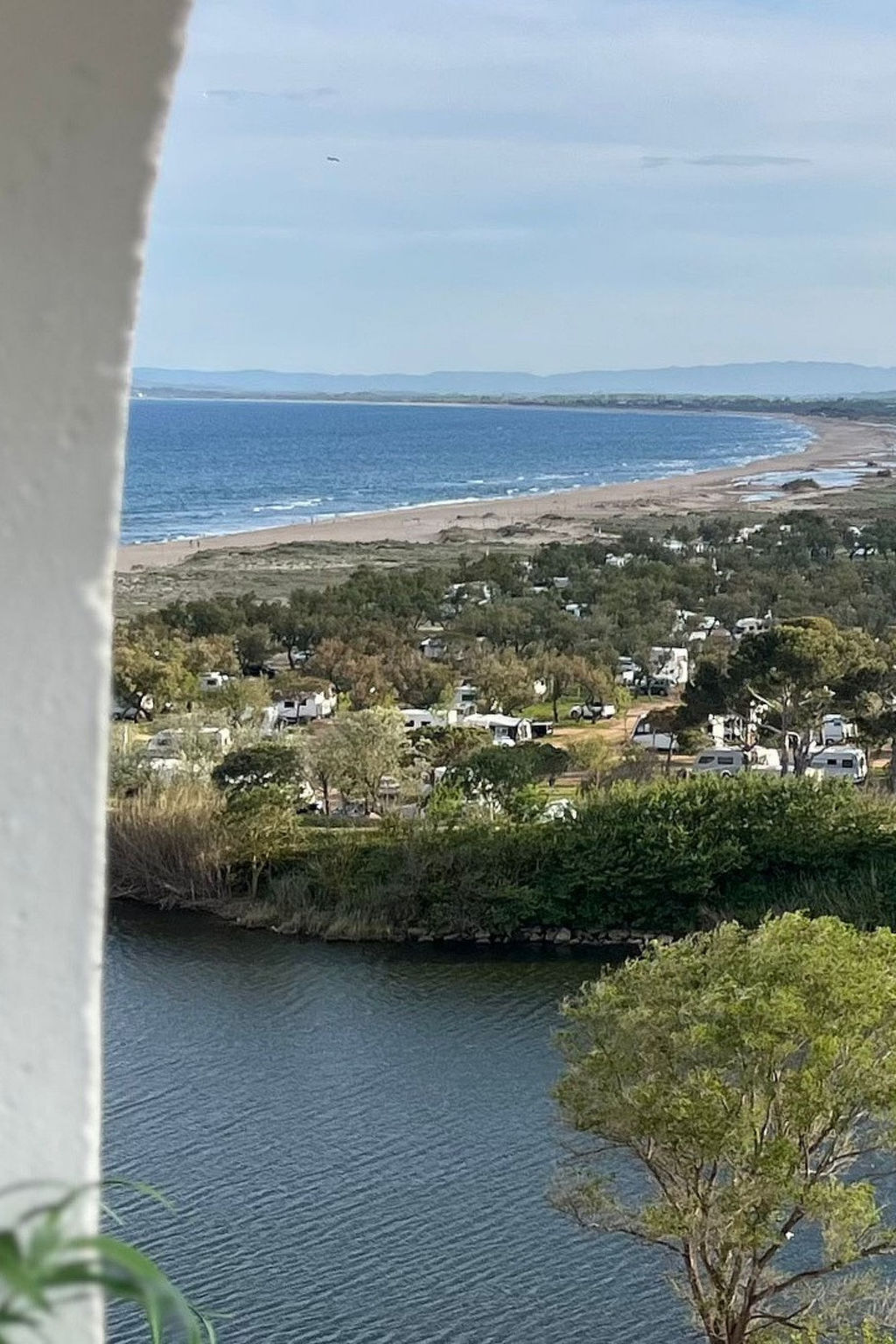 Photo of WELCS ESTUDIO 131 EMP cerca del mar