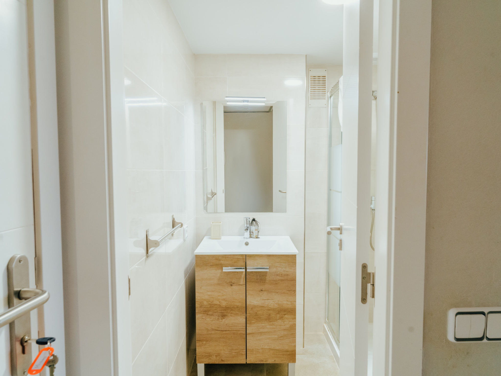 Photo of WELCS APARTAMENTO 190 EMP cerca del mar