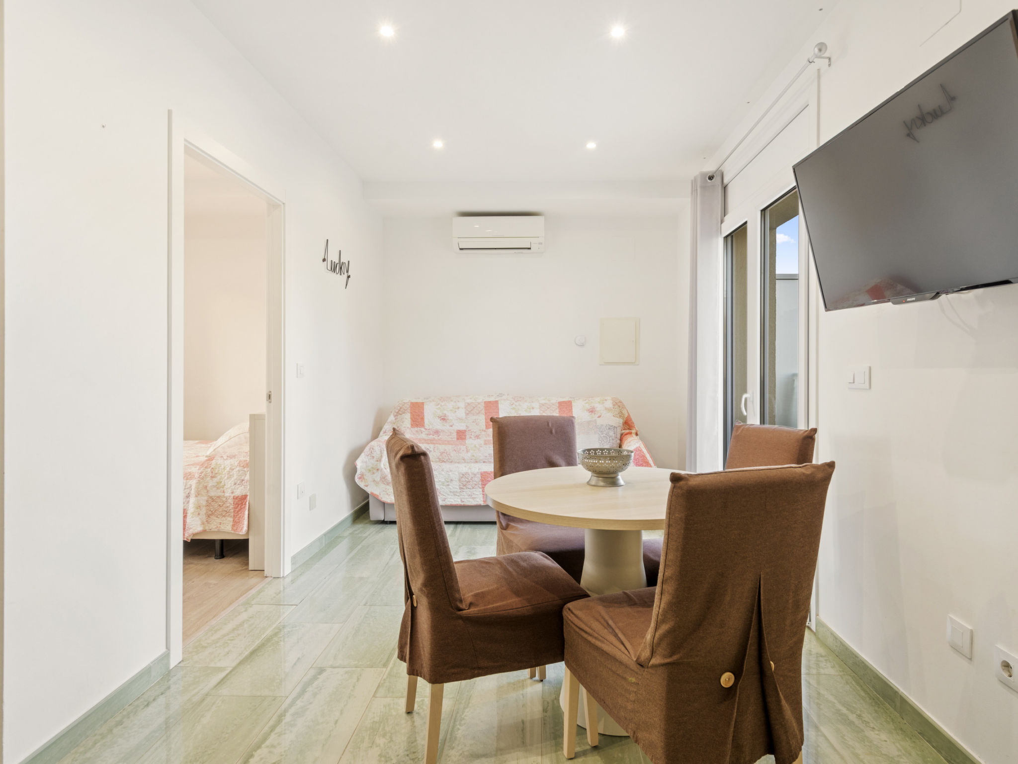 Photo of La Vida Sin Limites G EMP