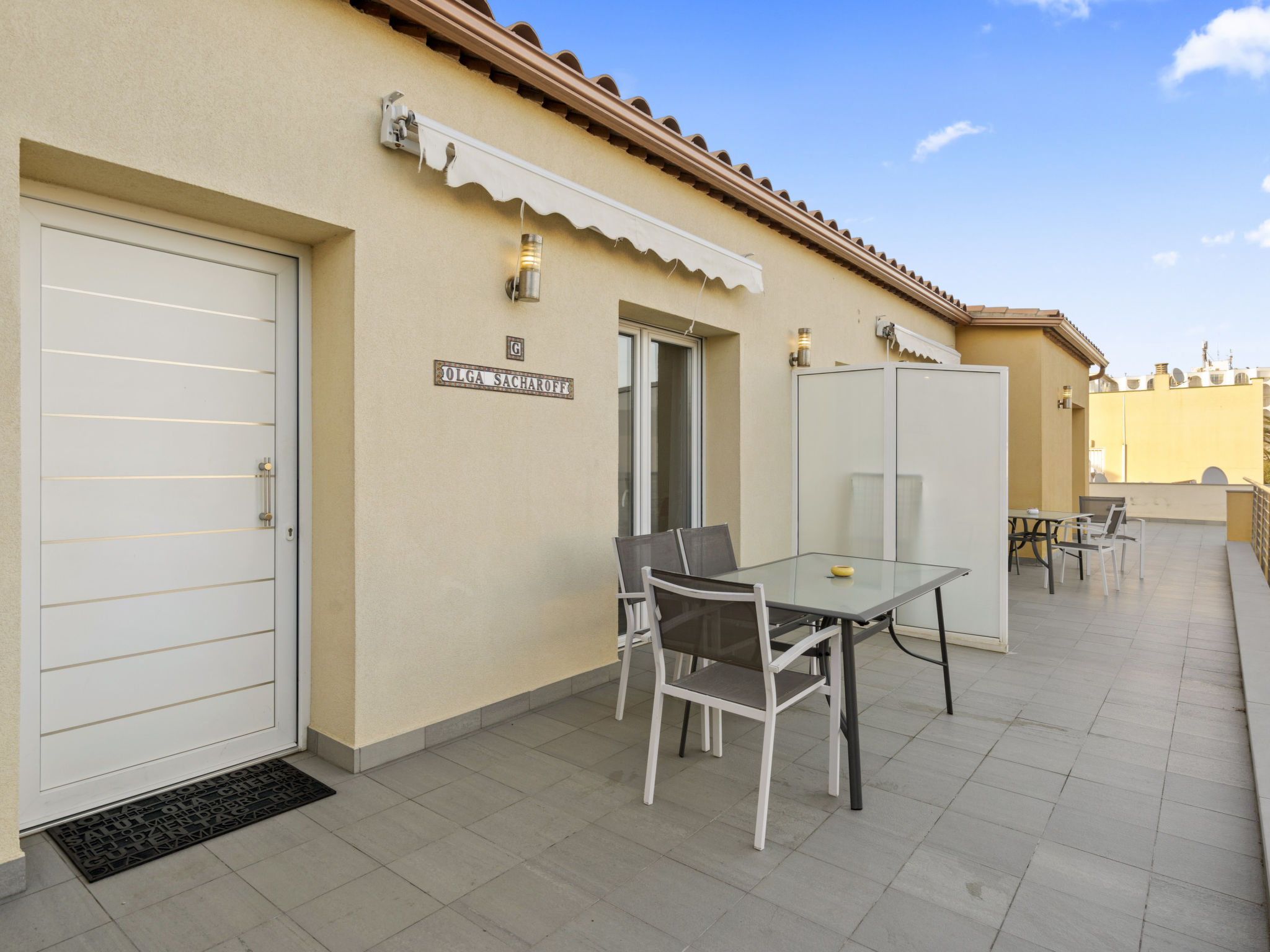 Photo of La Vida Sin Limites G EMP