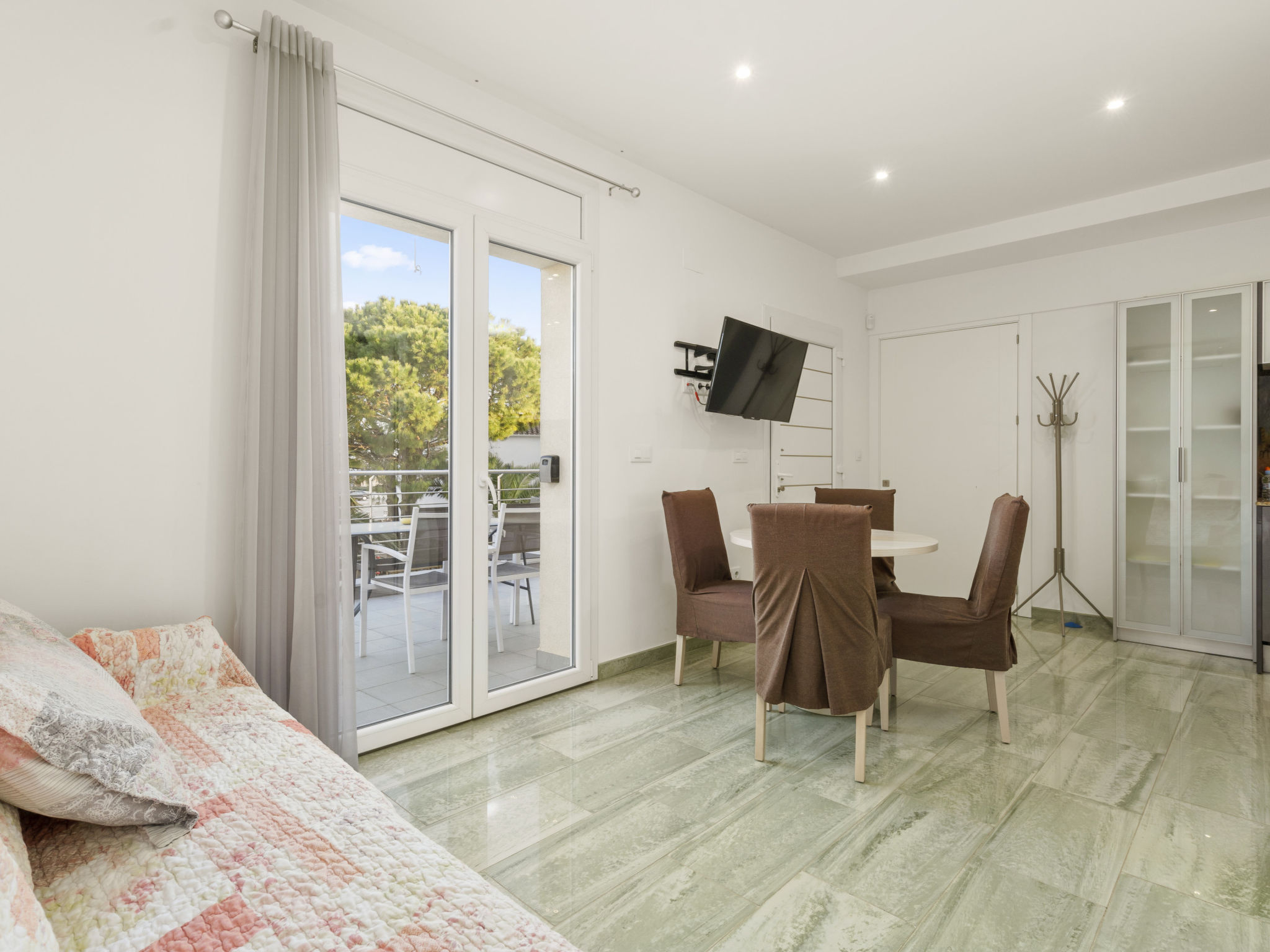 Photo of La Vida Sin Limites G EMP