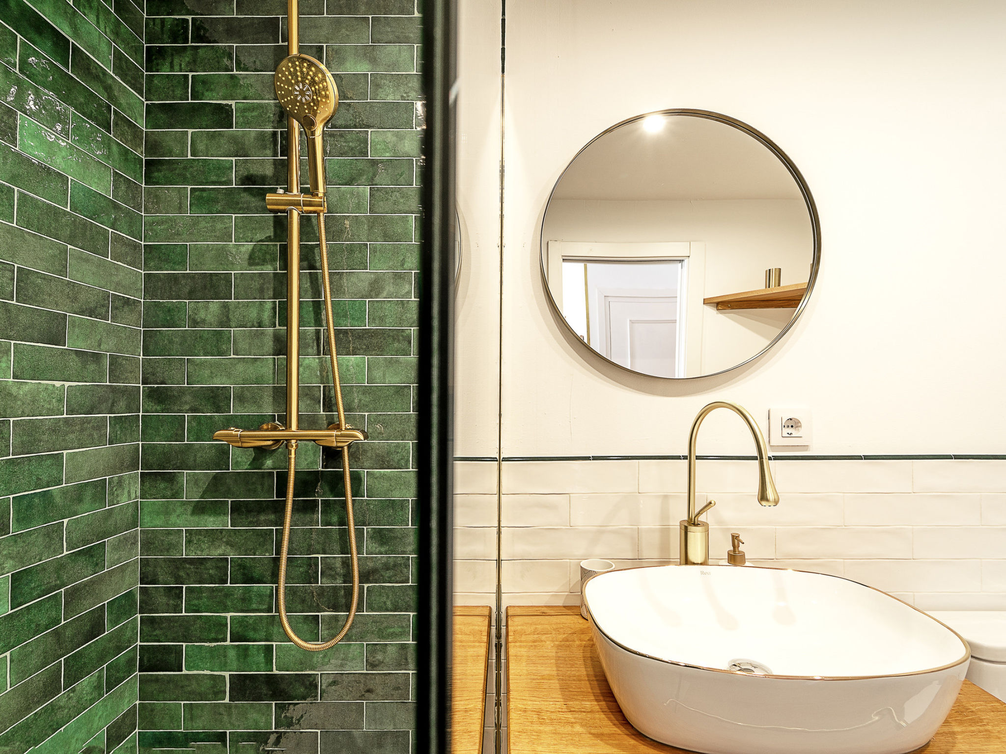 Photo of WELCS APARTAMENTO 143 EMP con vistas al canal