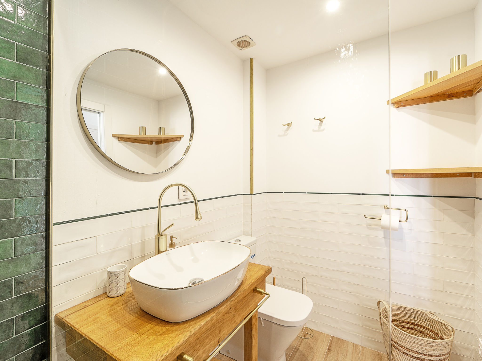 Photo of WELCS APARTAMENTO 143 EMP con vistas al canal