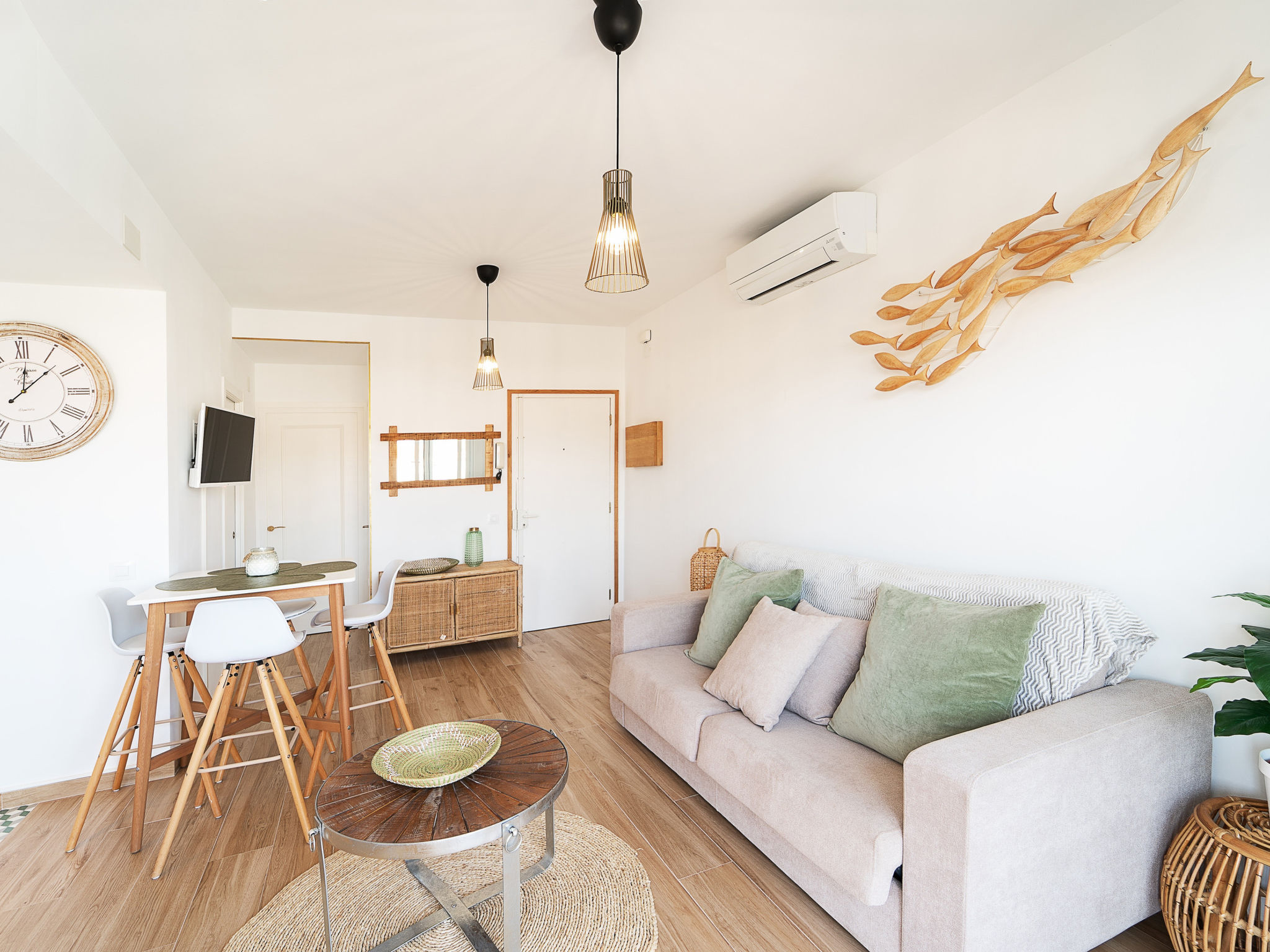 Photo of WELCS APARTAMENTO 143 EMP con vistas al canal