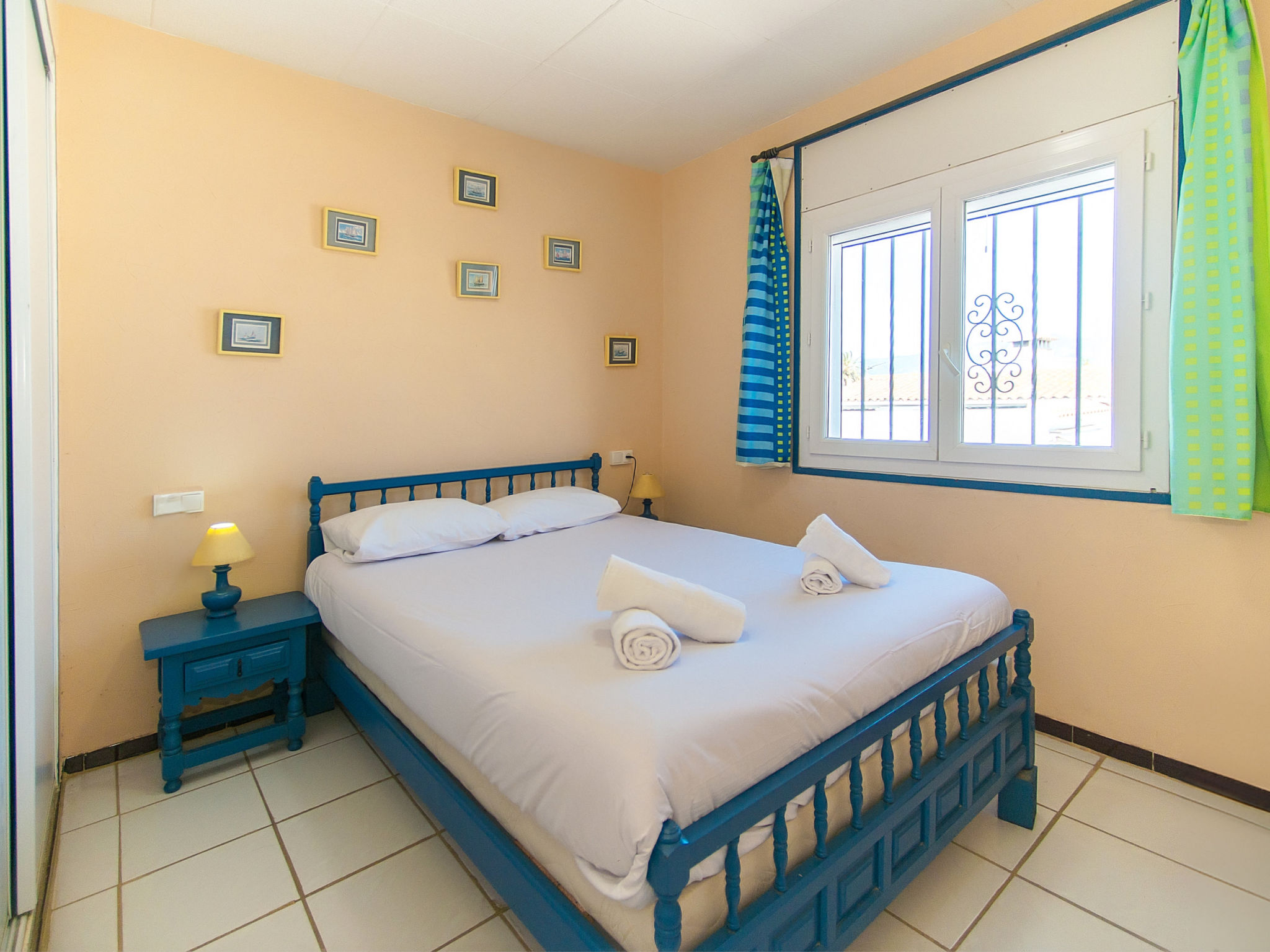 Photo of WELCS CASA  240 EMP con piscina y vista al canal