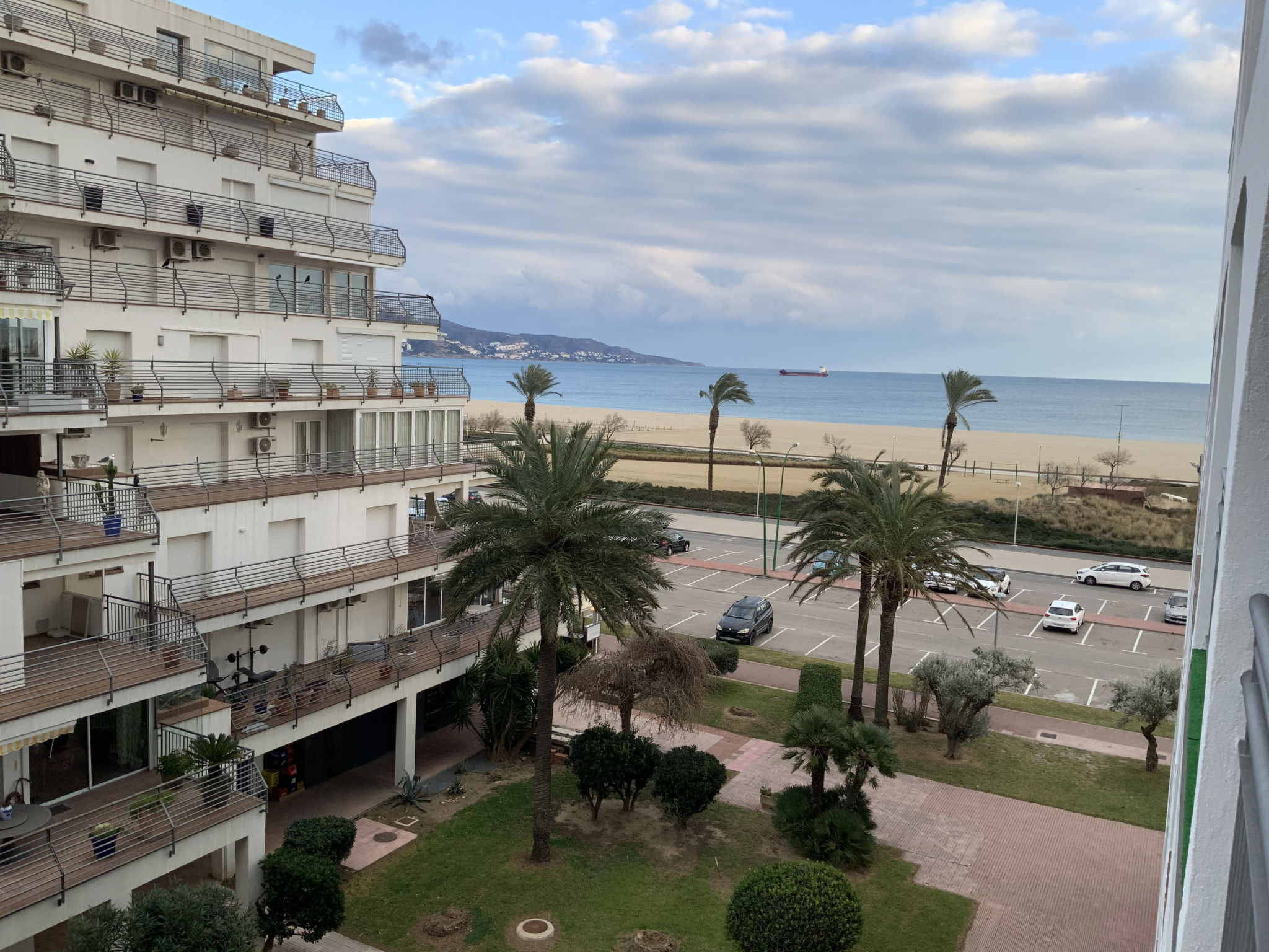 Photo of WELCS DUPLEX 056 EMP frente el Mar