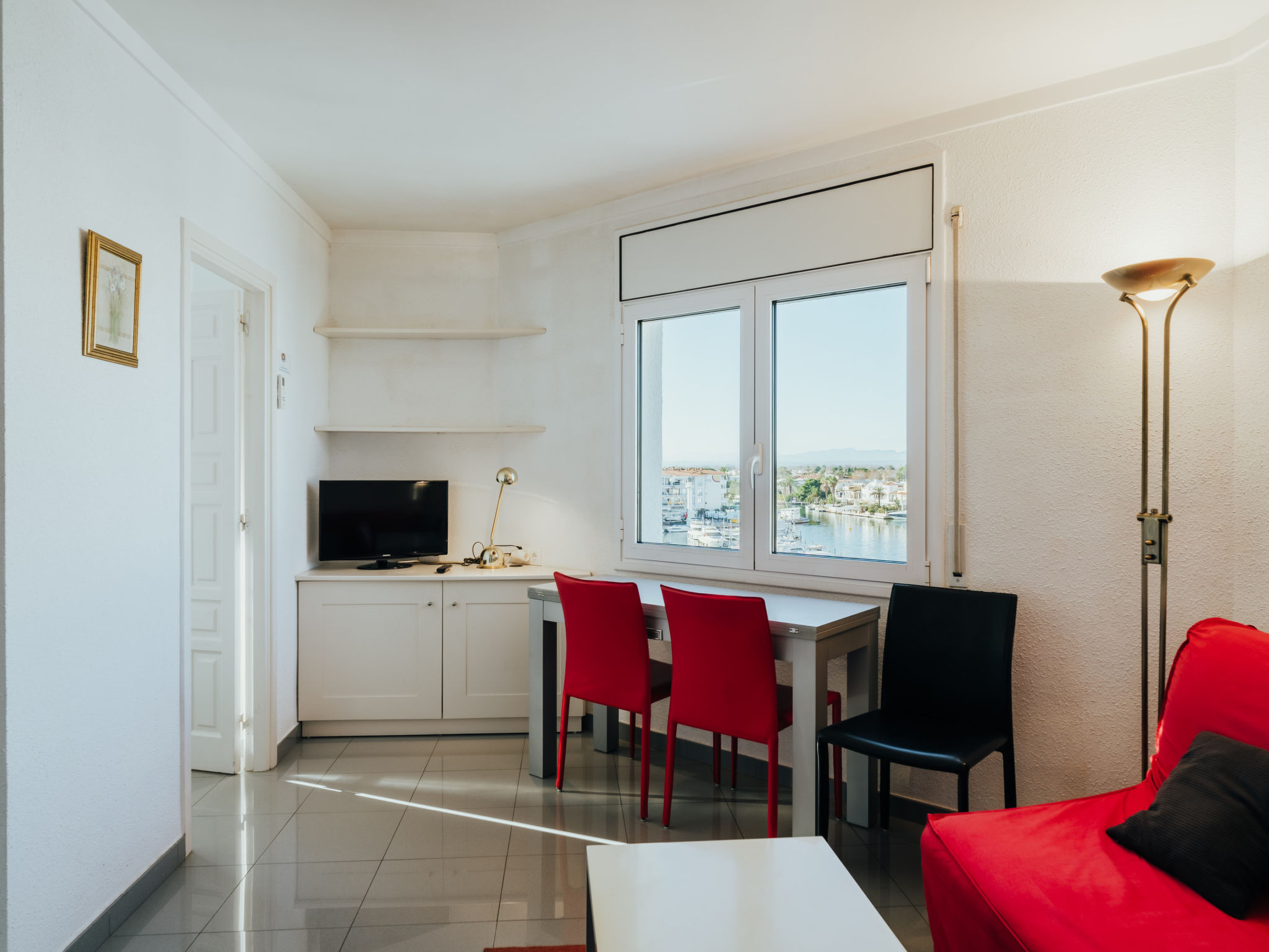 Photo of WELCS APARTAMENTO 202 EMP CON VISTAS AL CANAL