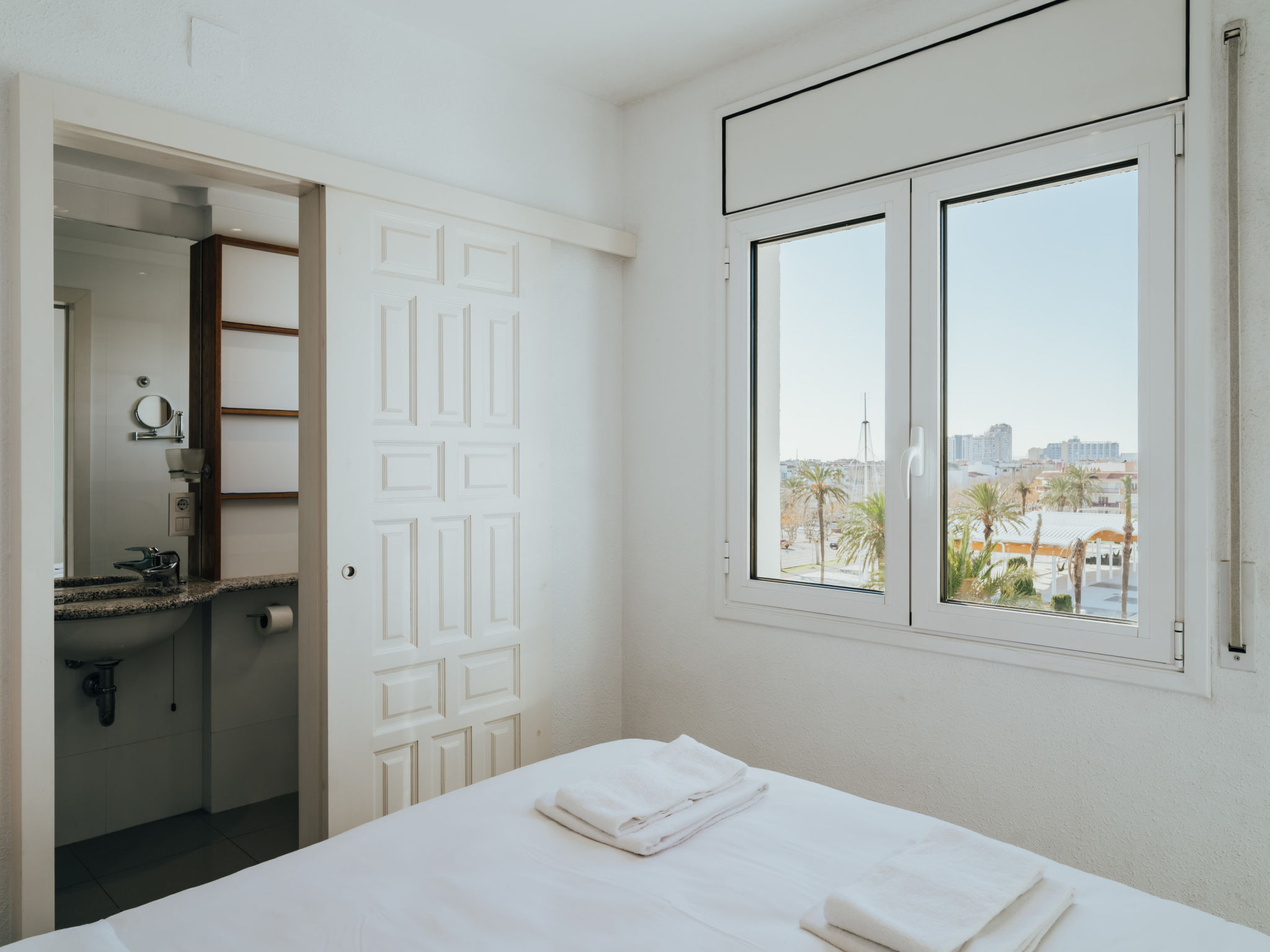 Photo of WELCS APARTAMENTO 202 EMP CON VISTAS AL CANAL