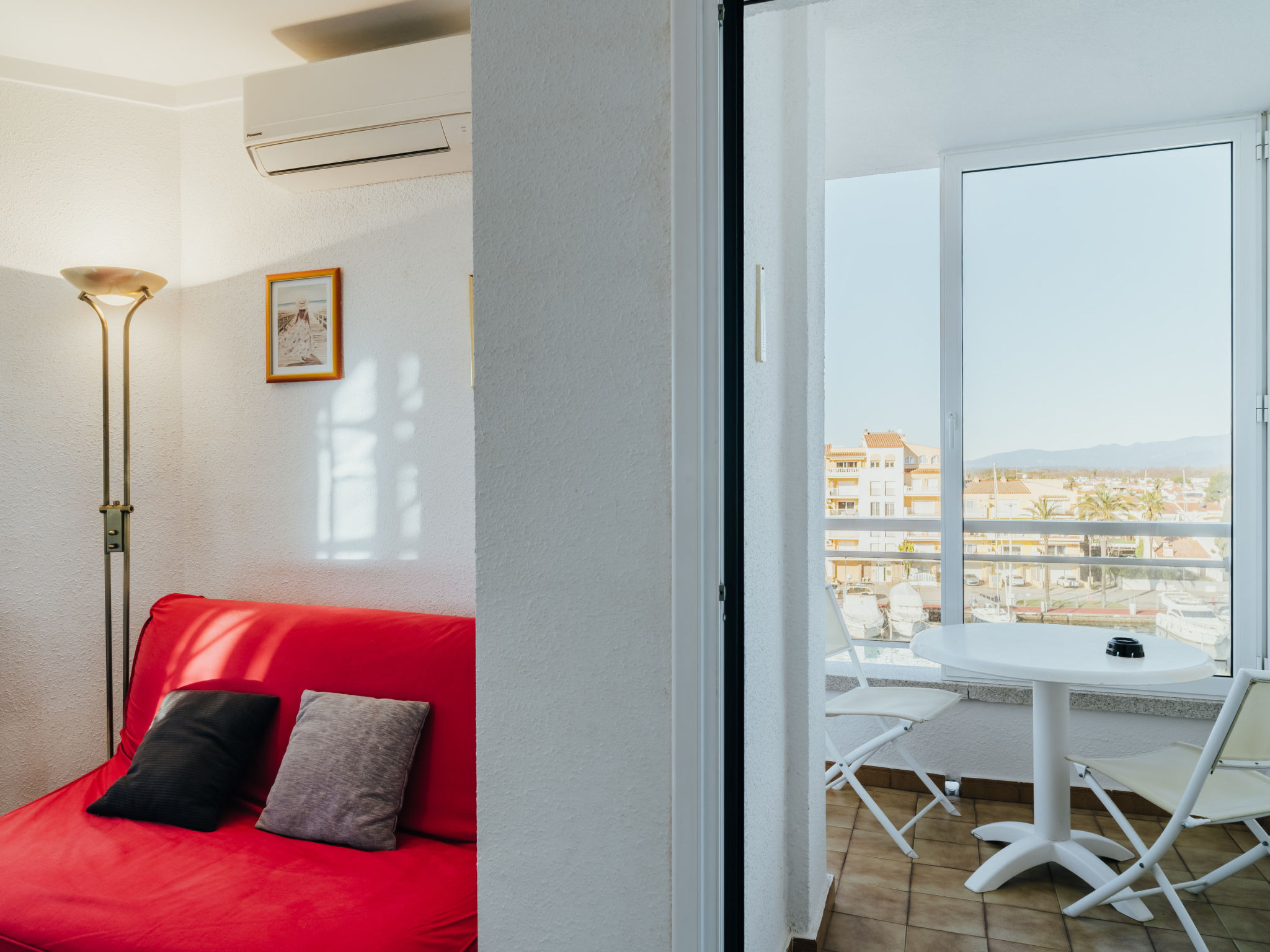 Photo of WELCS APARTAMENTO 202 EMP CON VISTAS AL CANAL