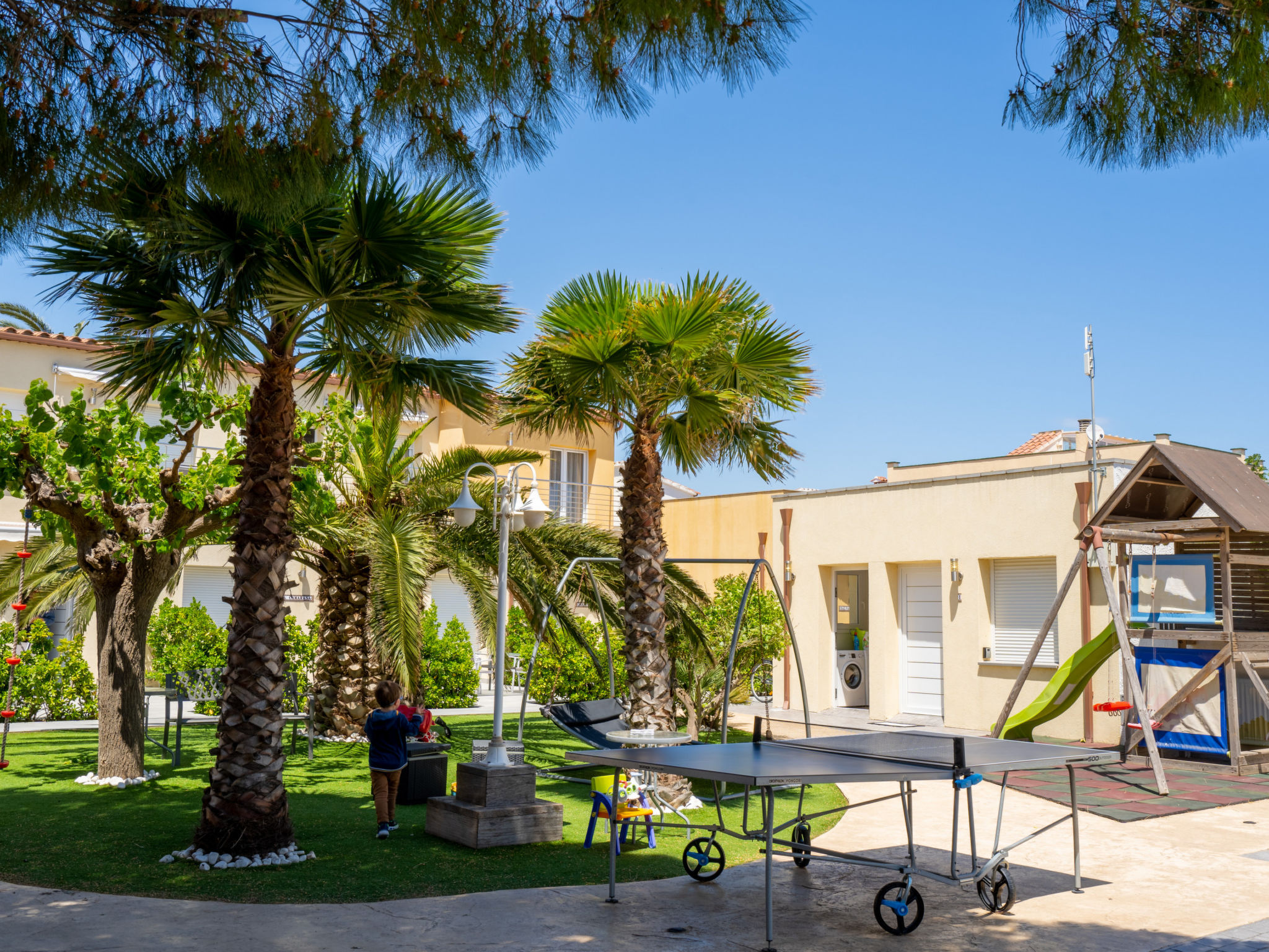 Photo of La Vida Sin Limites F  EMP