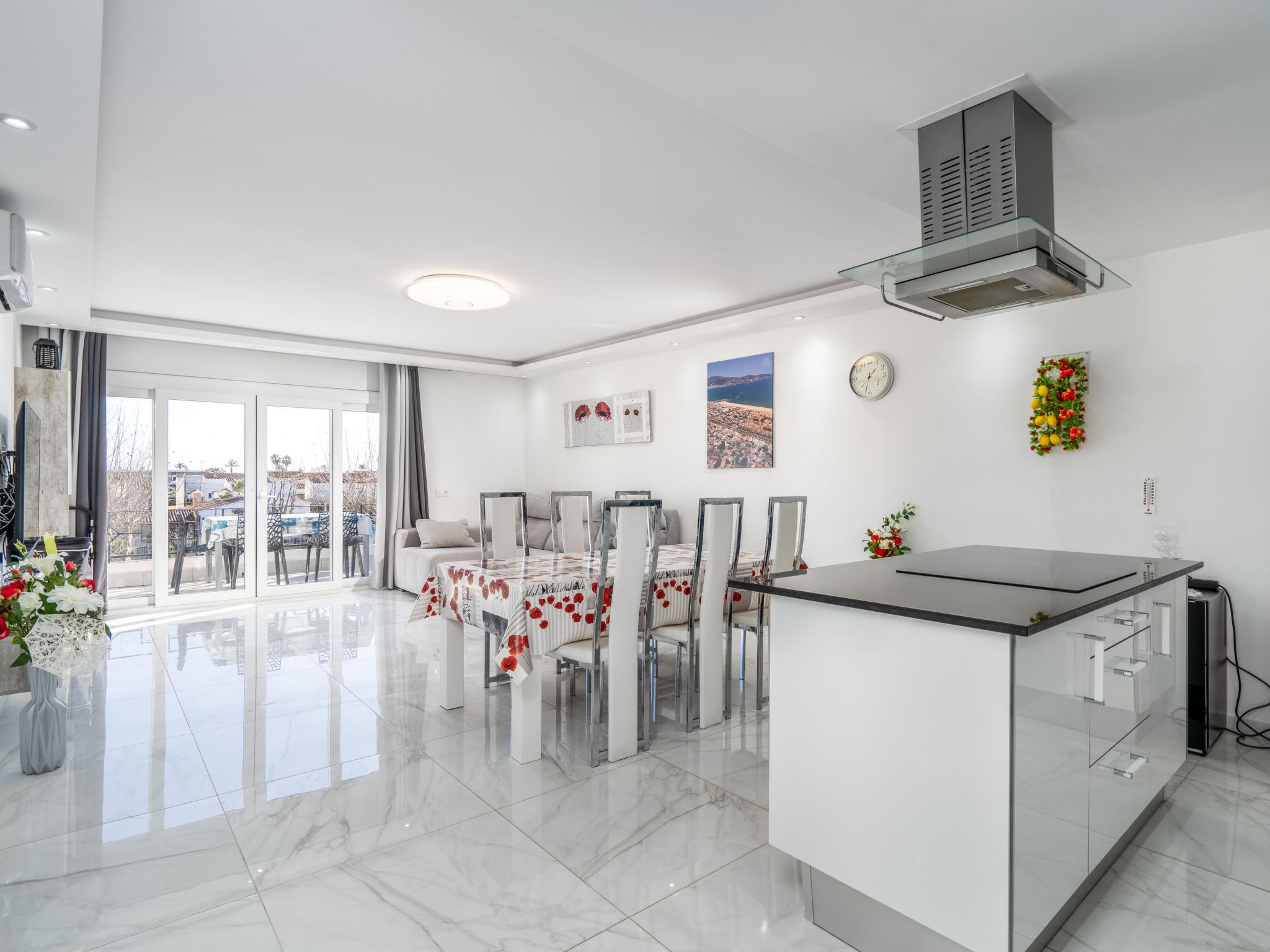 Photo of WELCS APARTAMENTO 048 EMP con Terraza y Vistas