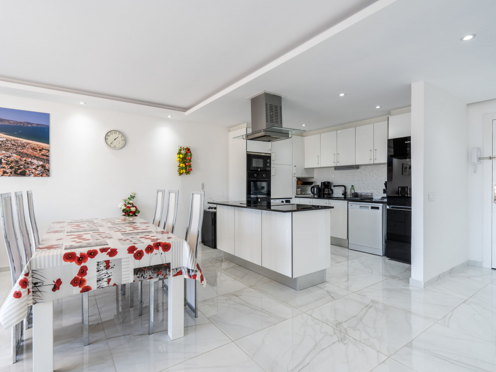 Photo of WELCS APARTAMENTO 048 EMP con Terraza y Vistas